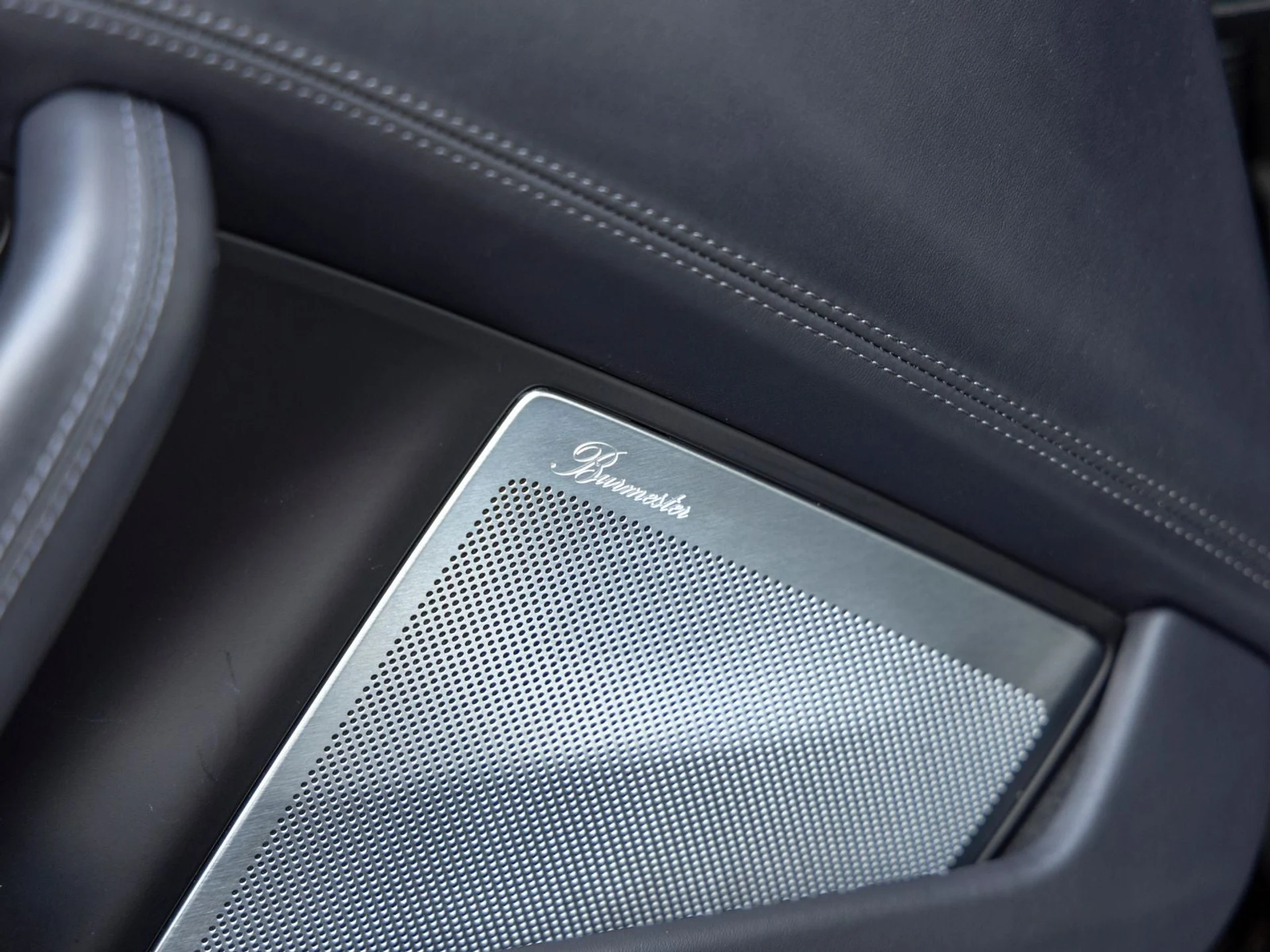 mph030_2001593273_31_29d1d04f18