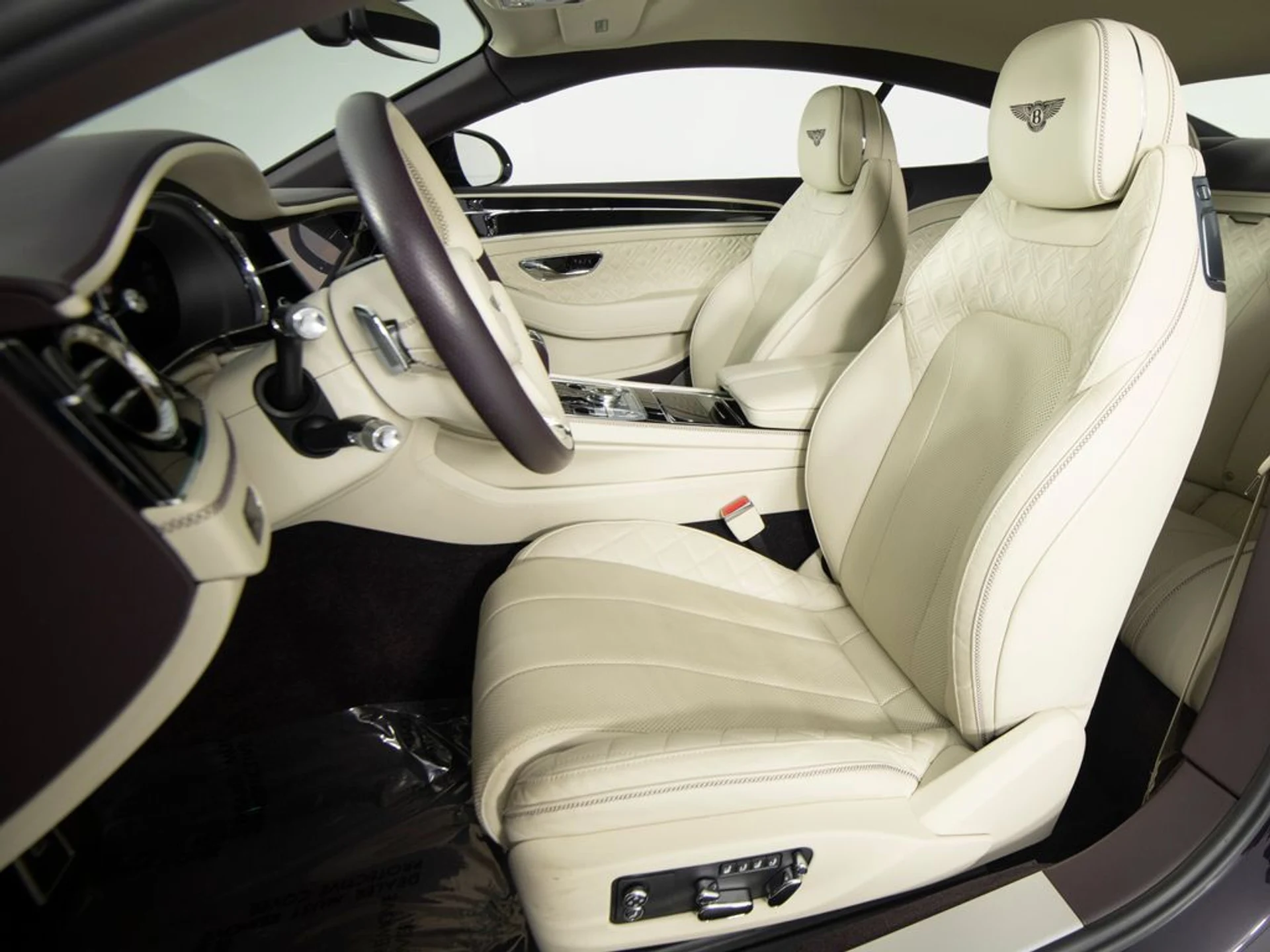 mph030_2011077106_68d6ac089b1048435ad24bbb7e17e604x_d806f7a8c6