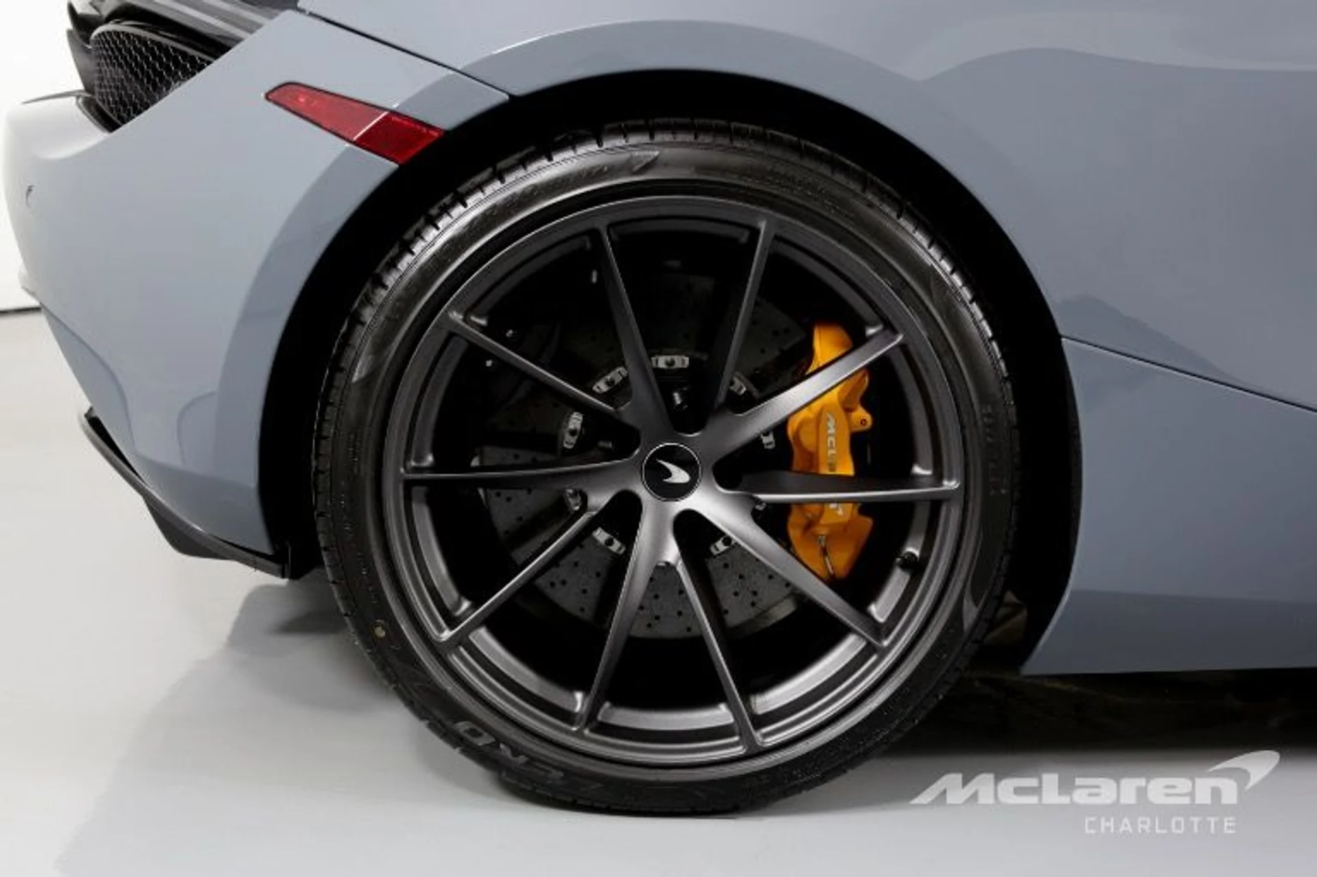 mph030_201427742_New_2019_Mc_Laren_720_S_Performance_64563bbec2