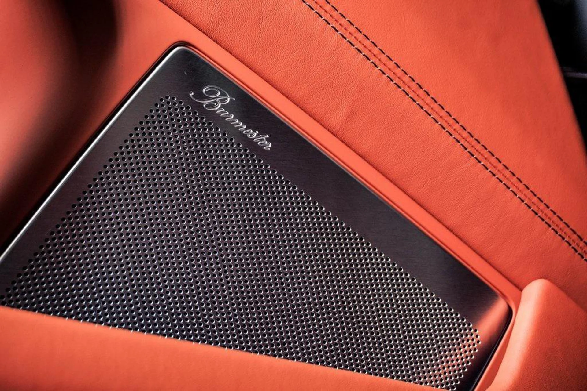 mph030_2016379600_Mzmi_R_Qglcb_Z_Zz_Wp_E0jj_Nyqoq_OM_26bcecaeba