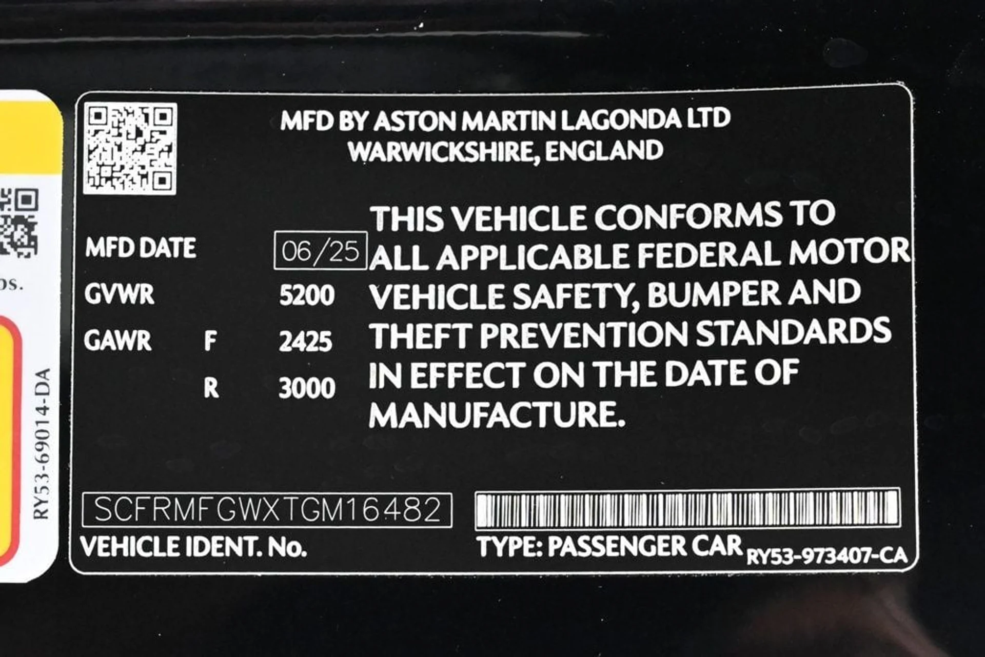 mph030_2020267032_new_2026_aston_martin_db12_volante_11350_22900946_30_1024_4afccb46aa