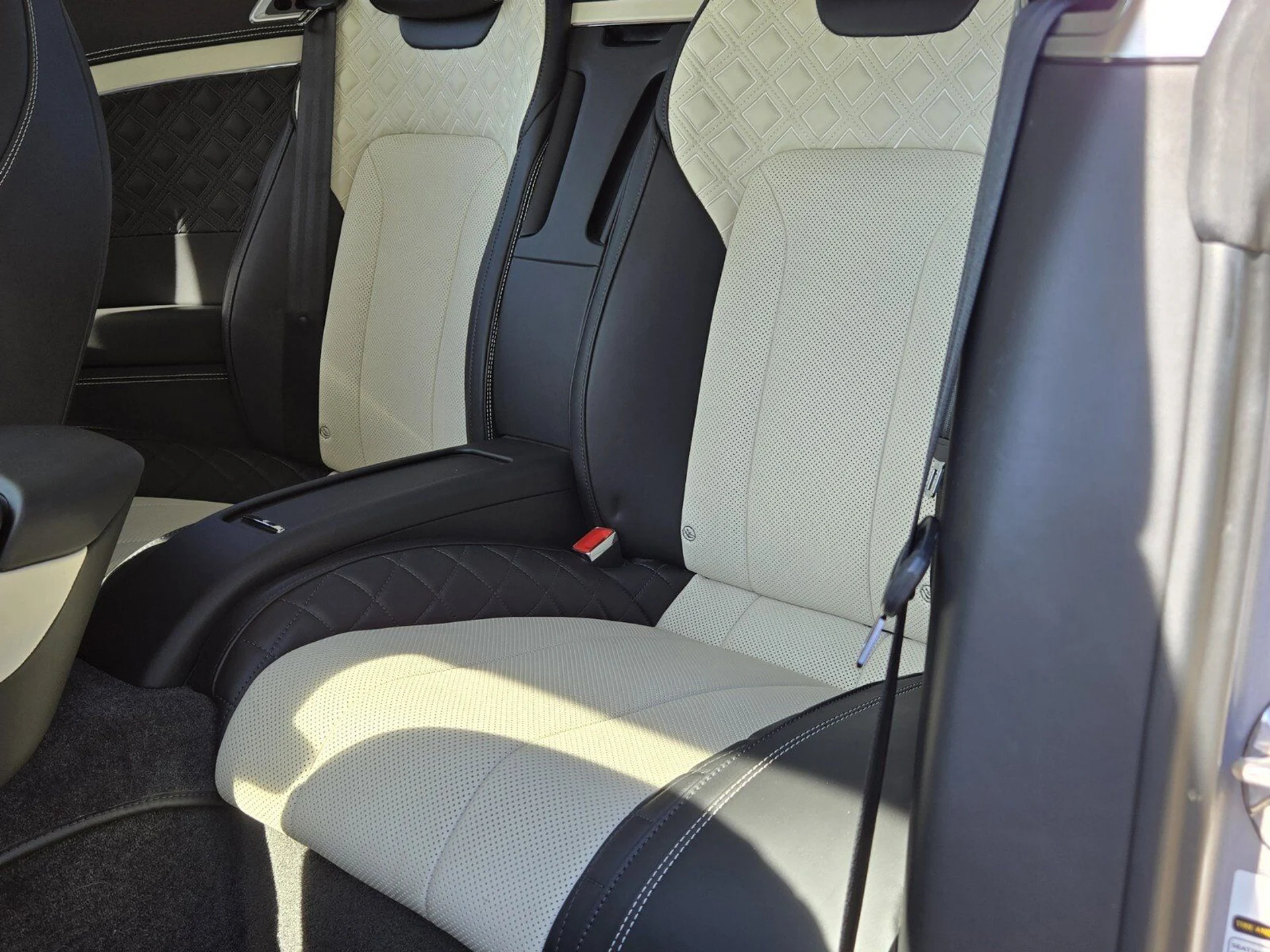 mph030_2020645087_34f3b9fe0dc8637b6eff0eabd1c8d2cax_ee150ae9c5