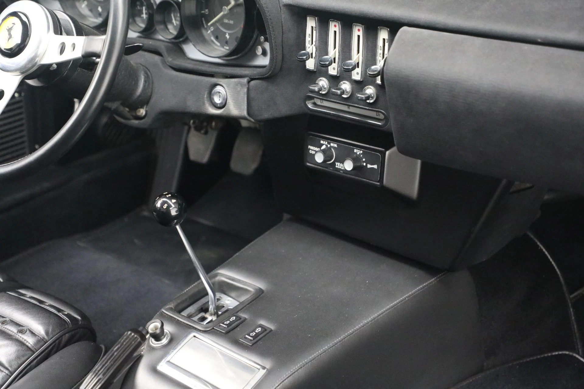 mph030_2020771965_Used_1971_Ferrari_365_GTB_4_Daytona_1770668334_acf0f28e71