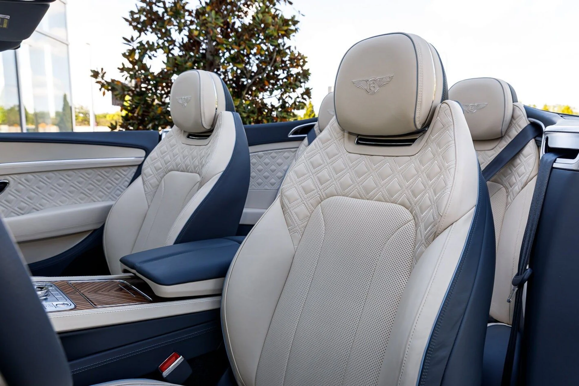 mph030_2027185696_17ba7b01b816e324693d5e5d47c6662cx_b78f0ffdaa