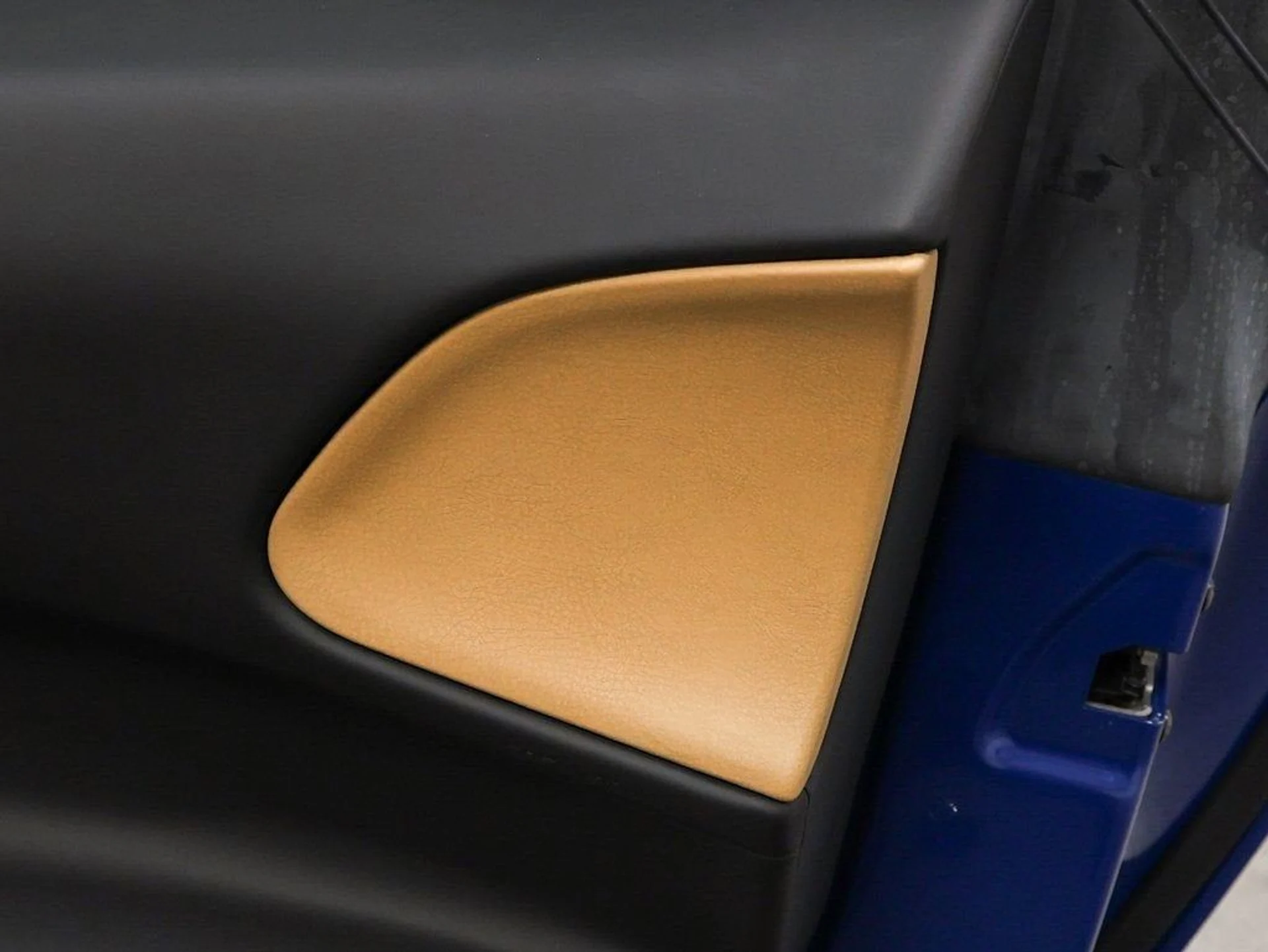 mph030_2047616893_31_26118ce2a1