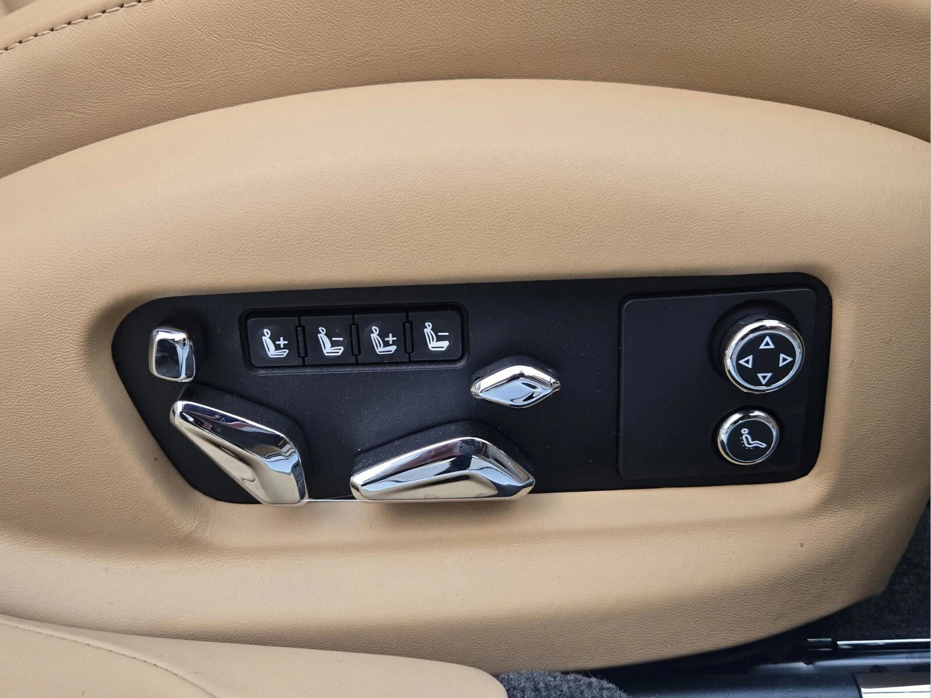 mph030_2048546316_d279fe93f3cf7f93159b8e554a72edafx_e0198c2d2b