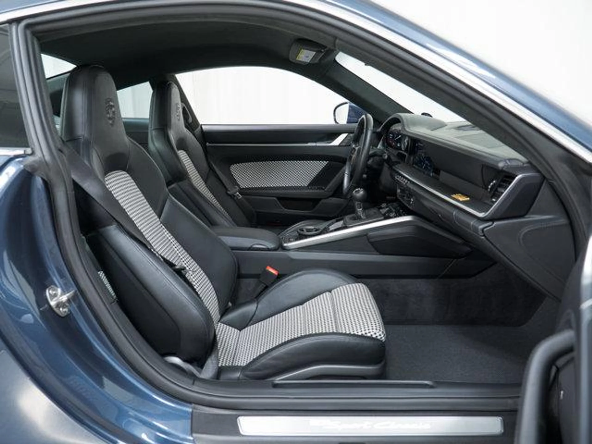 mph030_2048581975_J_Wo_Cy_I_Gn_L_Fm_BDW_Qnnz_LCN_Xr9_IGA_42322c64a4