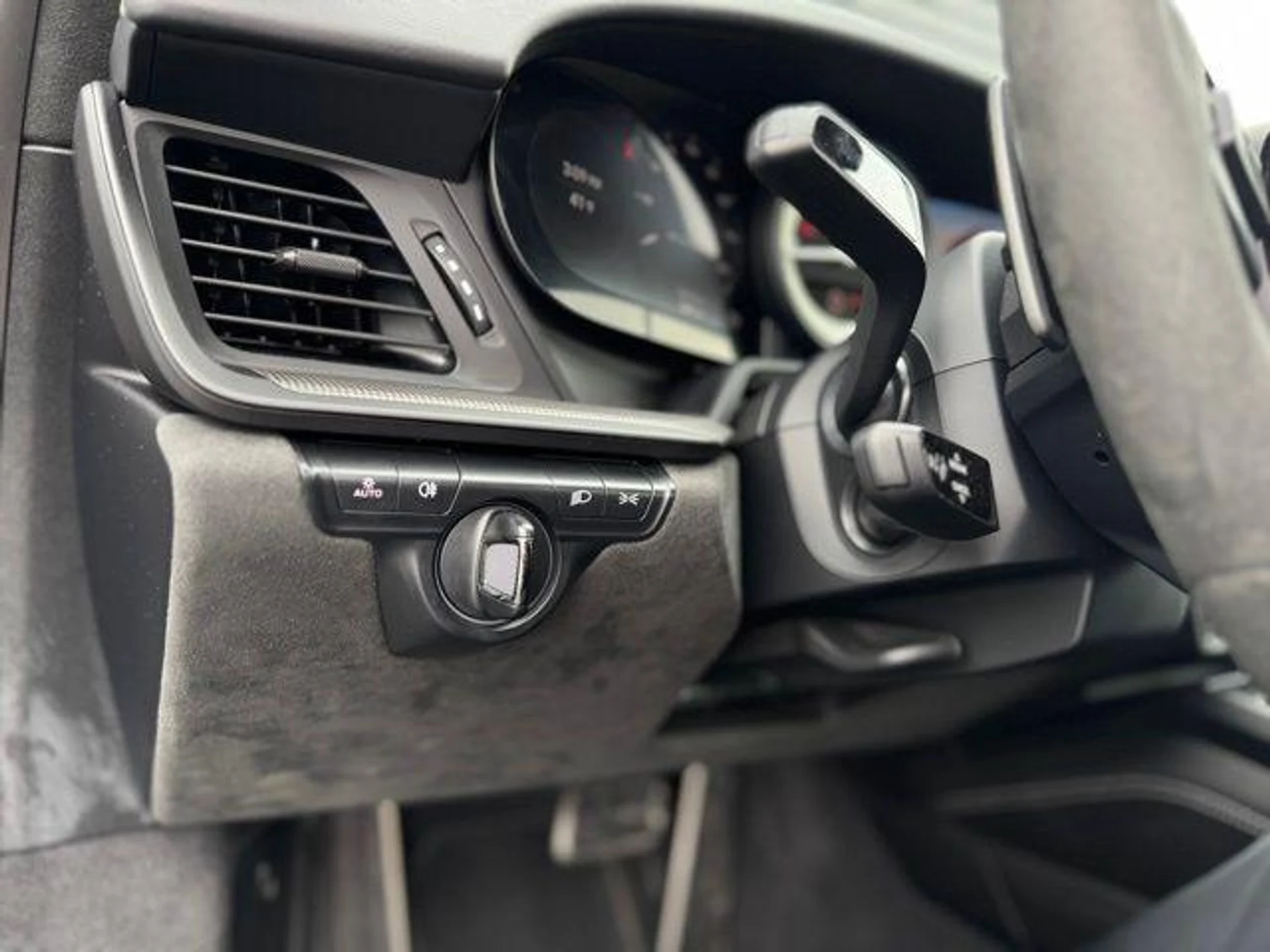 mph030_2058969501_e_L5_Y6i_N_It_Howv_W47gem_Gla_L_Habg_b58162b813