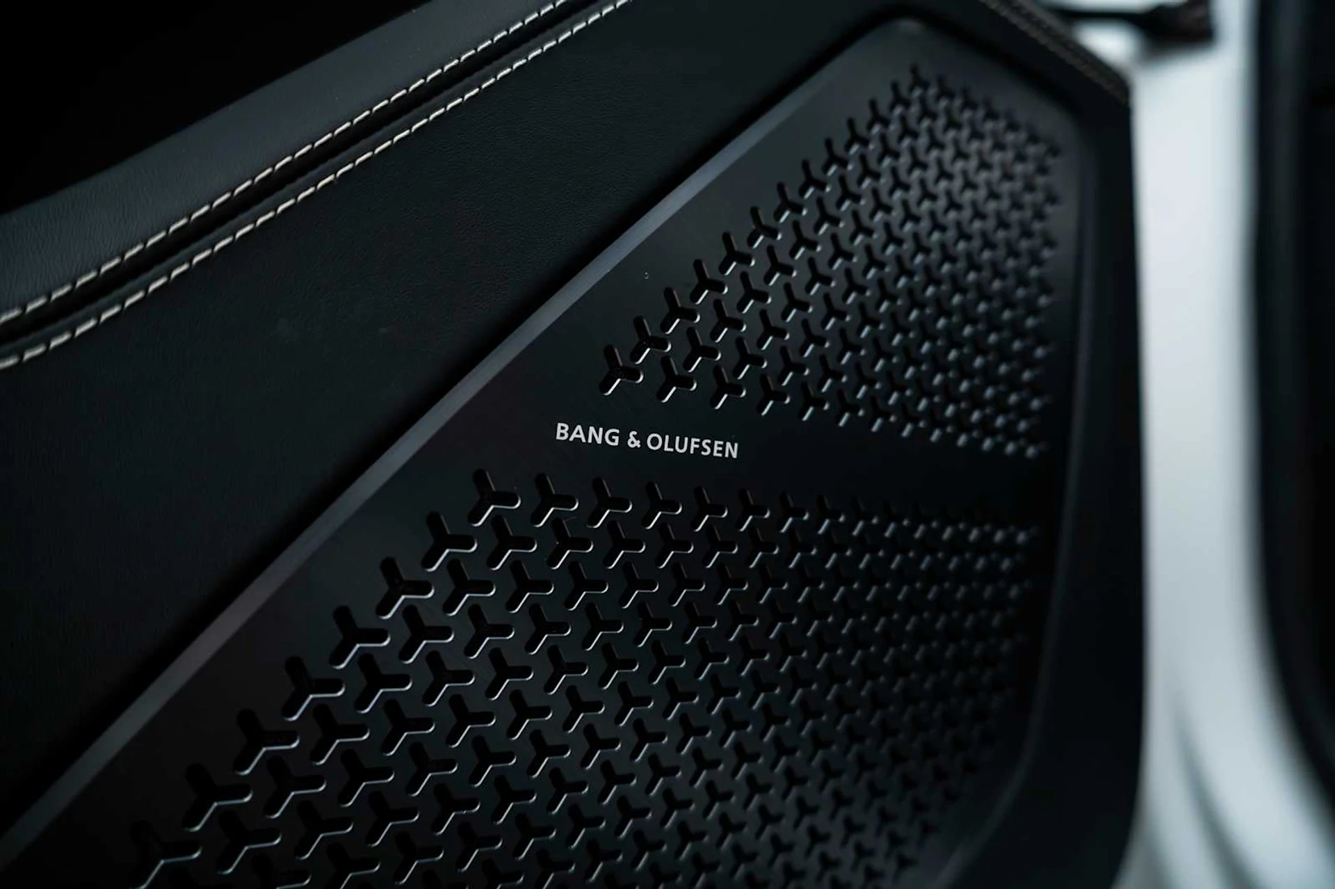 mph030_206495276_515e4eb0ea2adca7c26a60137c5a5696x_1ec545f5ff