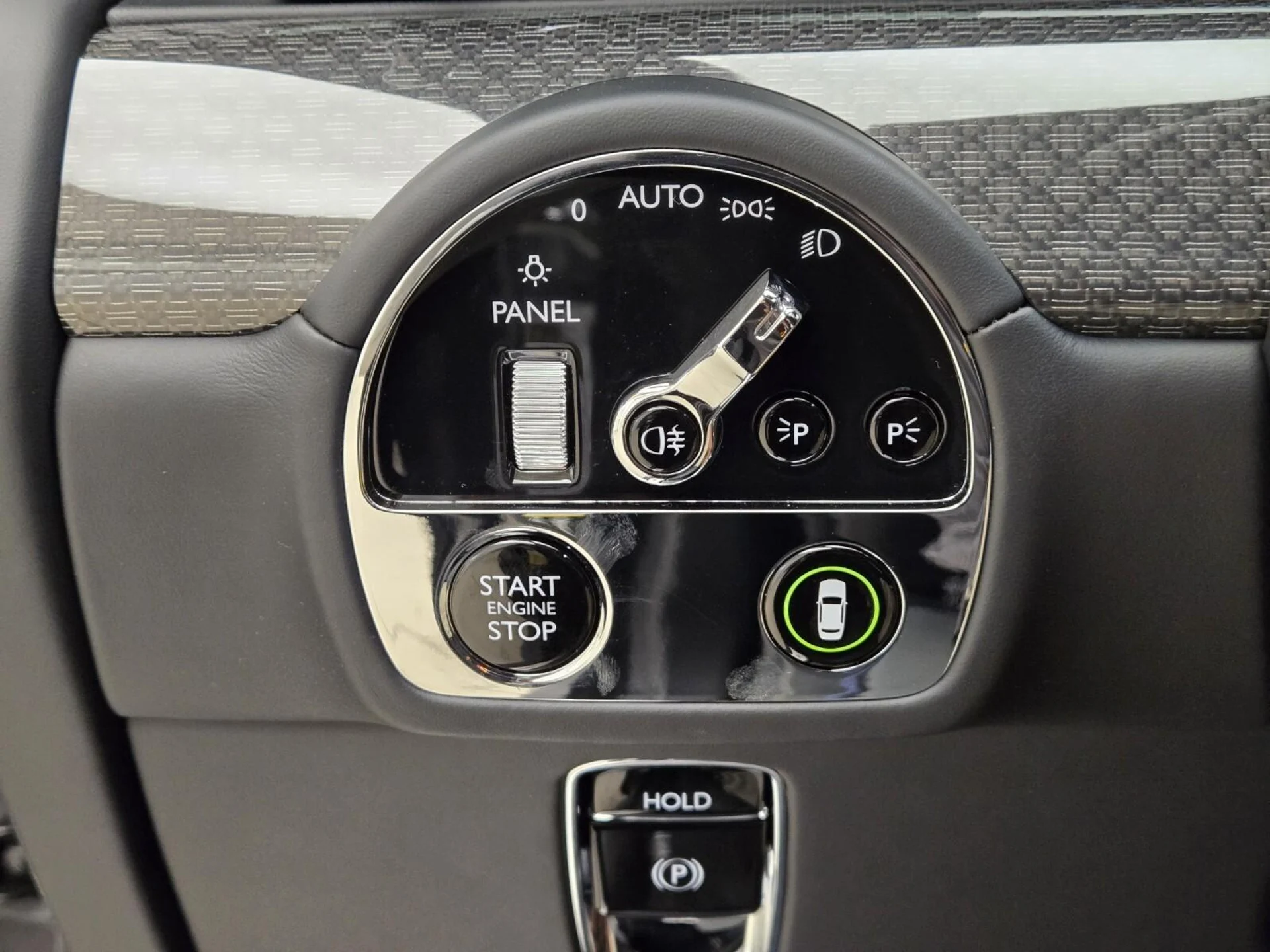 mph030_2071933213_Used_2023_Rolls_Royce_Ghost_1741259147_c4b4dda3fd