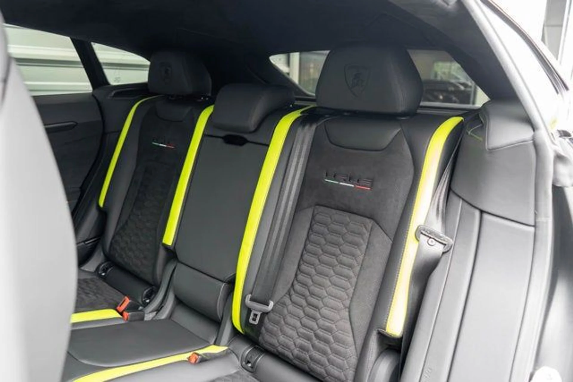 mph030_2082005957_31_c85388a6b9