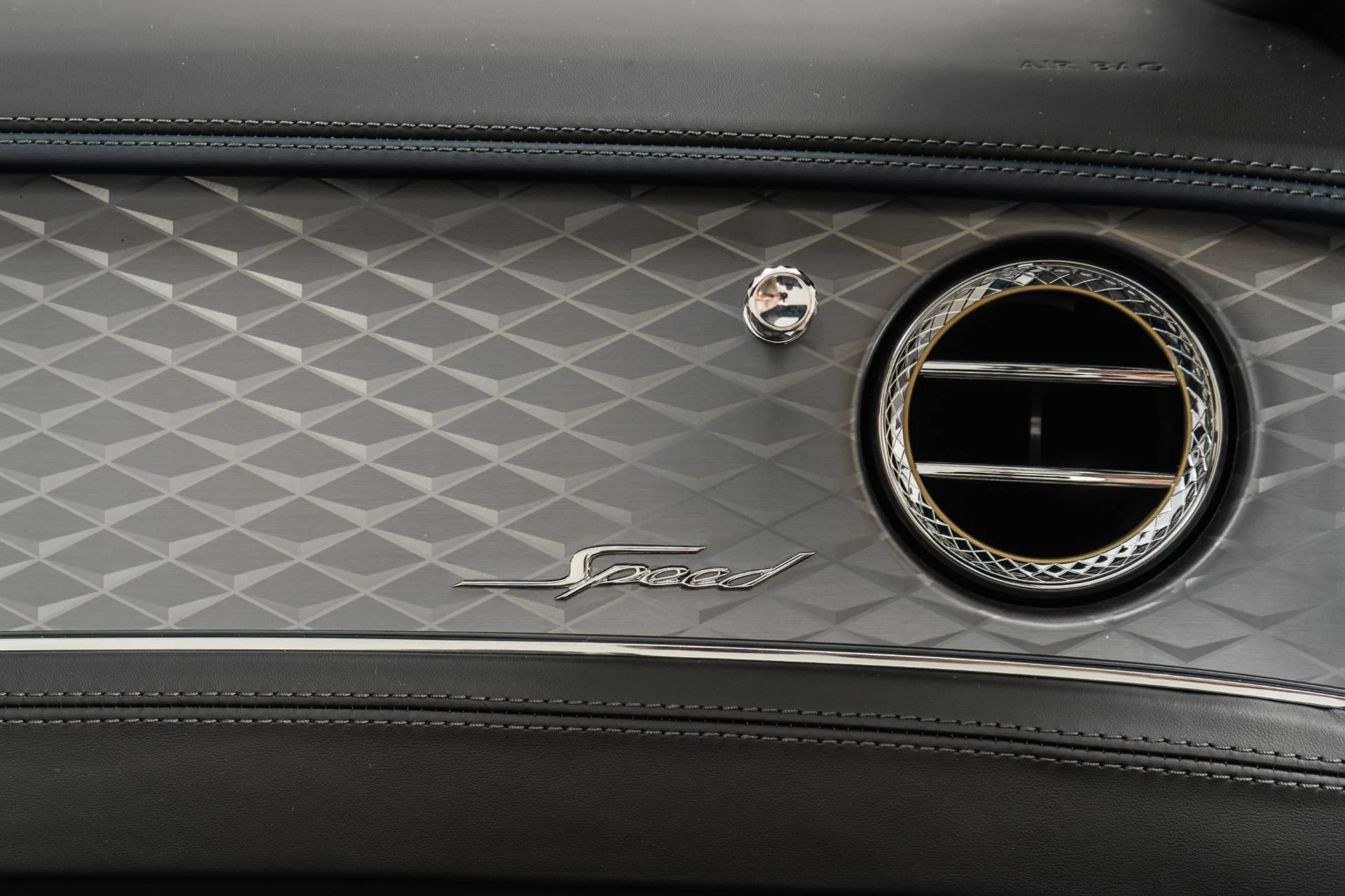 mph030_2083907793_Used_2024_Bentley_Continental_GTC_Speed_1735846633_044ddacfa2
