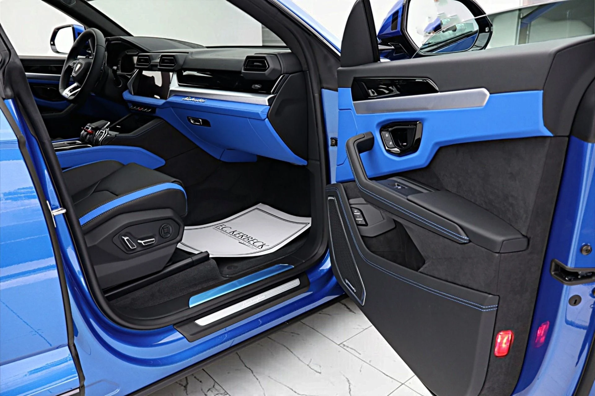 mph030_2088662556_New_2026_Lamborghini_Urus_SE_a2918aae37