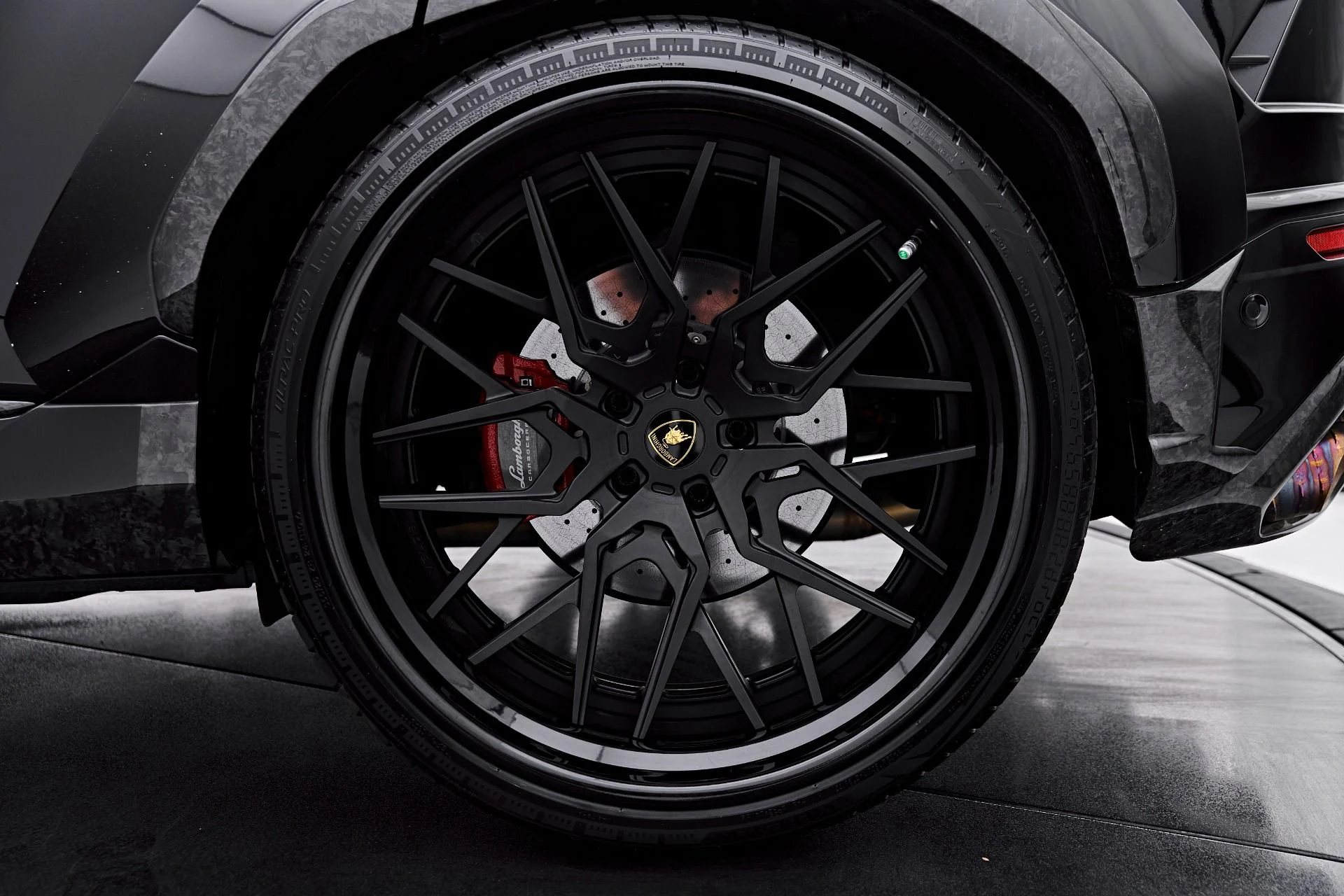 mph030_2091097056_Used_2022_Lamborghini_Urus_1788219569_dfebff0b4e