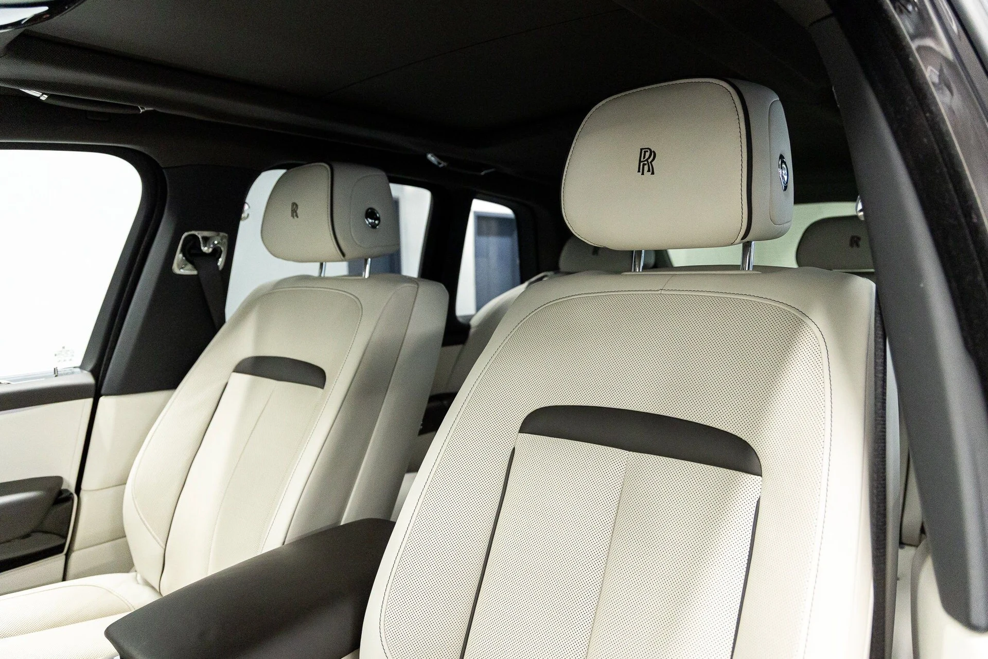 mph030_2094551206_46a2414c33aabbc95c967c5f96f6bfb7x_a448253a18