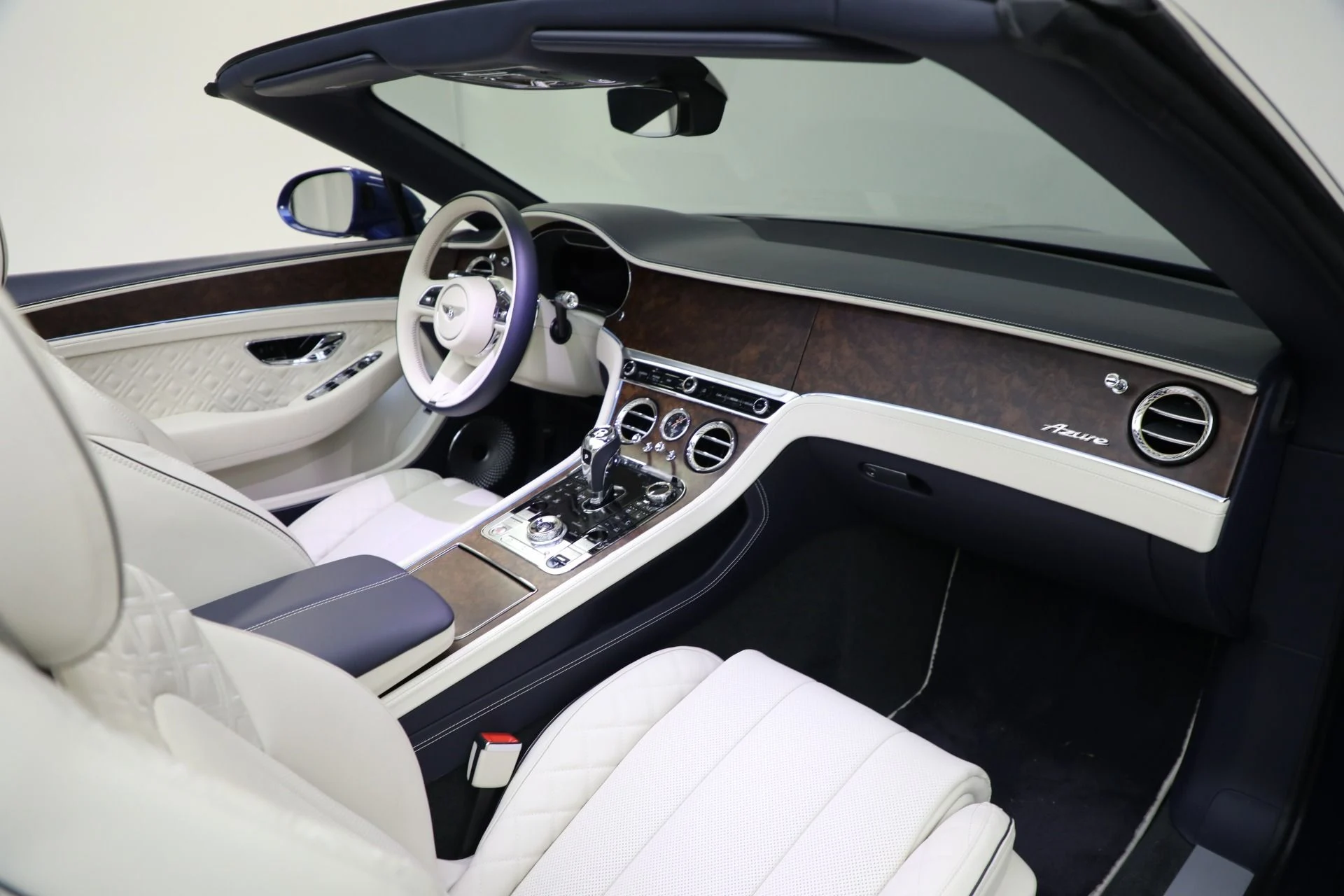 mph030_210012961_Used_2023_Bentley_Continental_GTC_Azure_V8_5e37bb391f