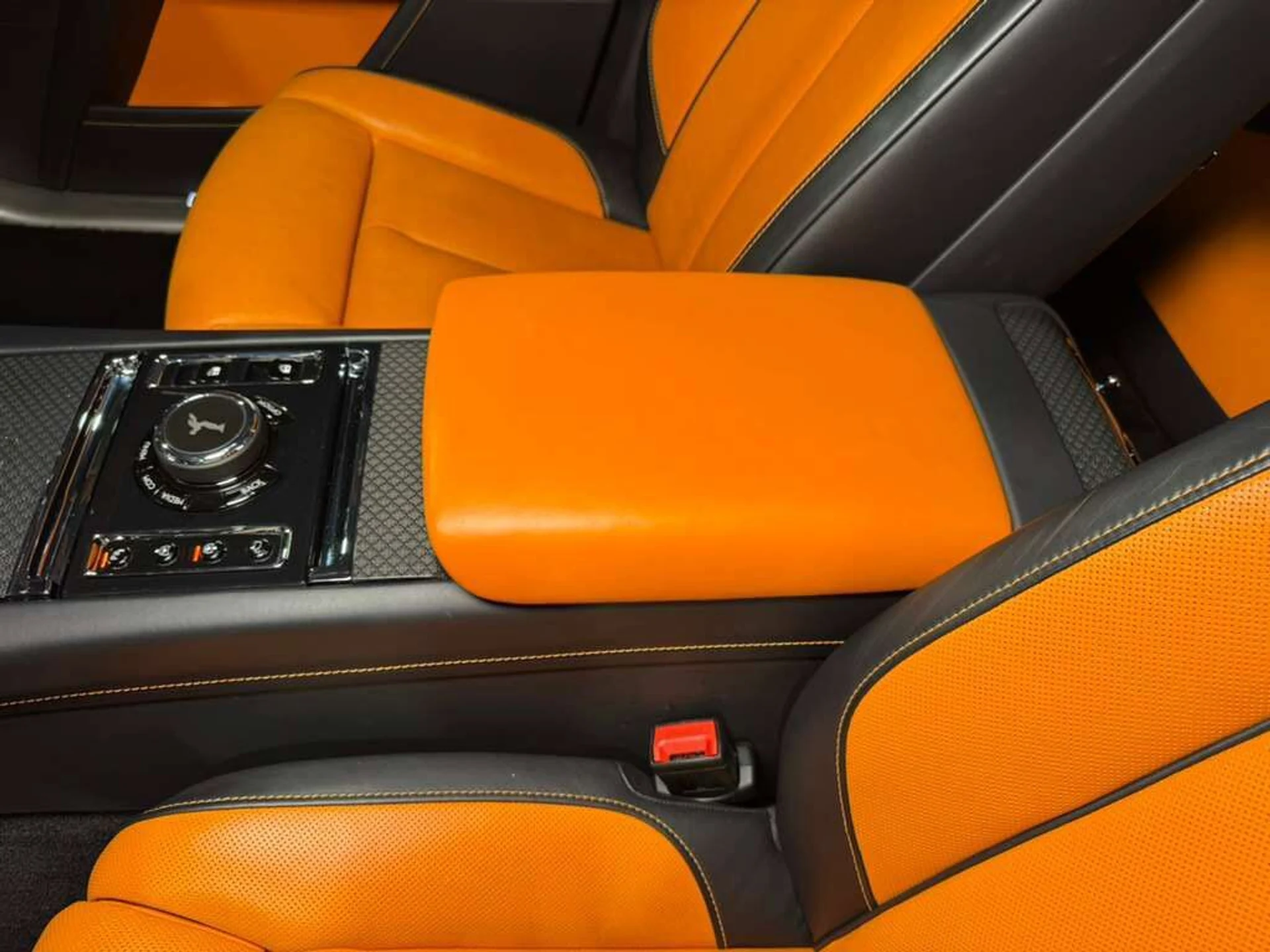 mph030_211151924_55083b39f1359638f03bcbe4cfa4bac2_7cf172963d