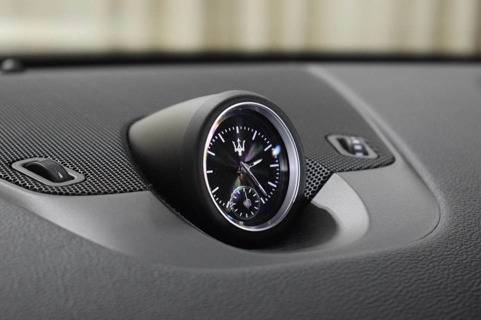 mph030_2112860234_c24e3c4b00b7772d766571085d1306dcx_d43f835c35