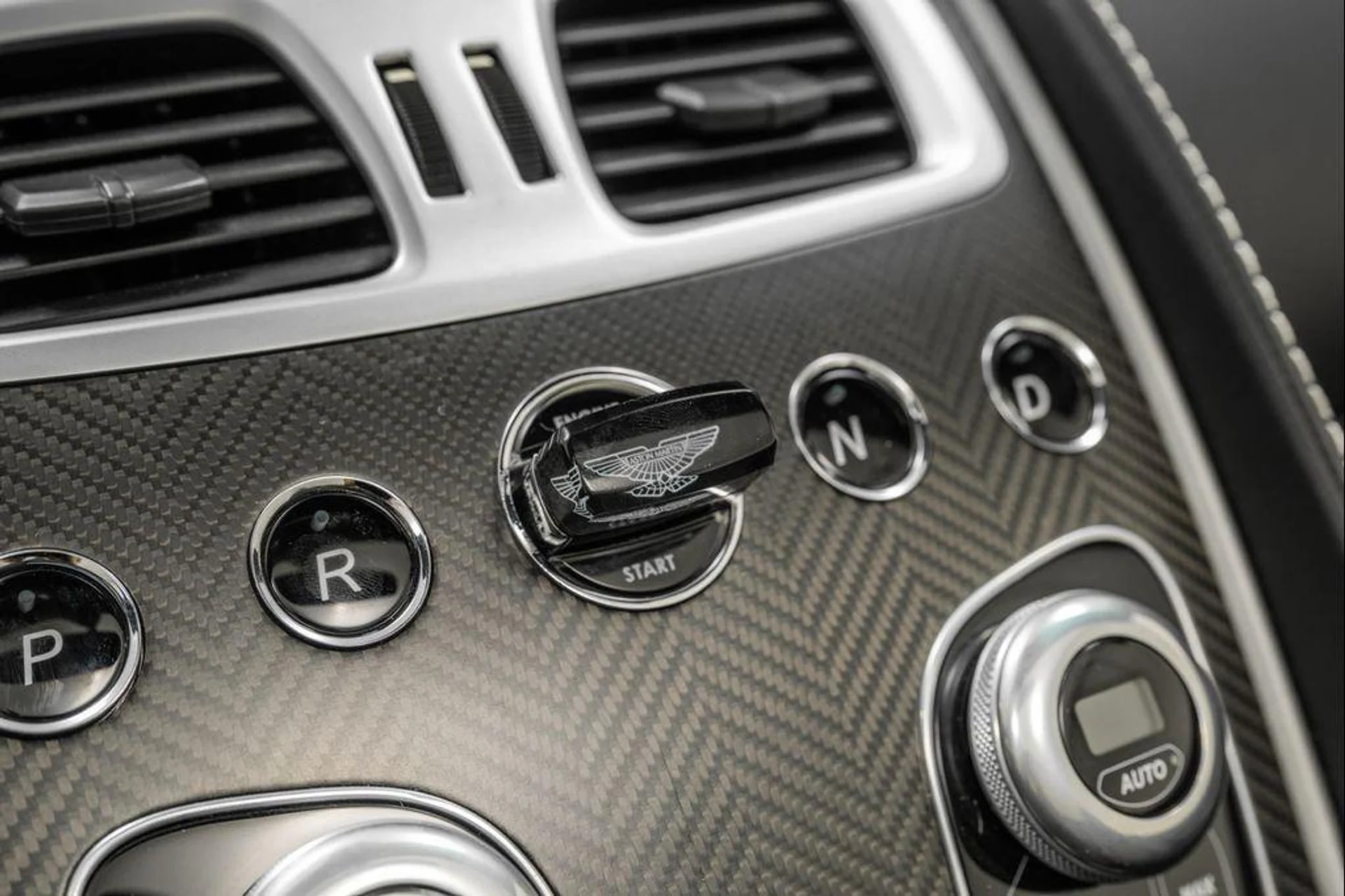 mph030_2116126334_J_Mhyf_T42_Vhc_6zrj_KOJOEY_2t_Ye_E_e59f1ccc8c