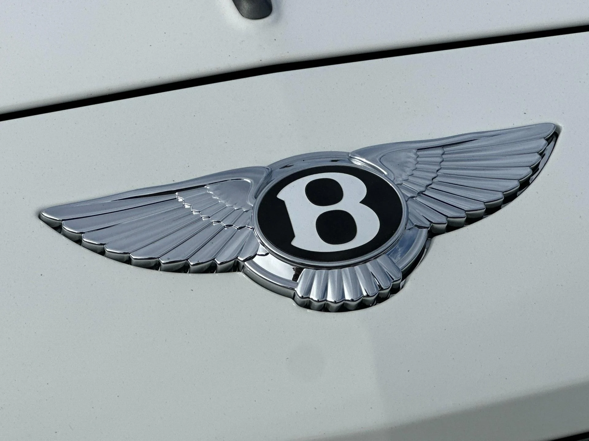 mph030_2117359138_New_2025_Bentley_Flying_Spur_Speed_1760604257_c5bc72db85