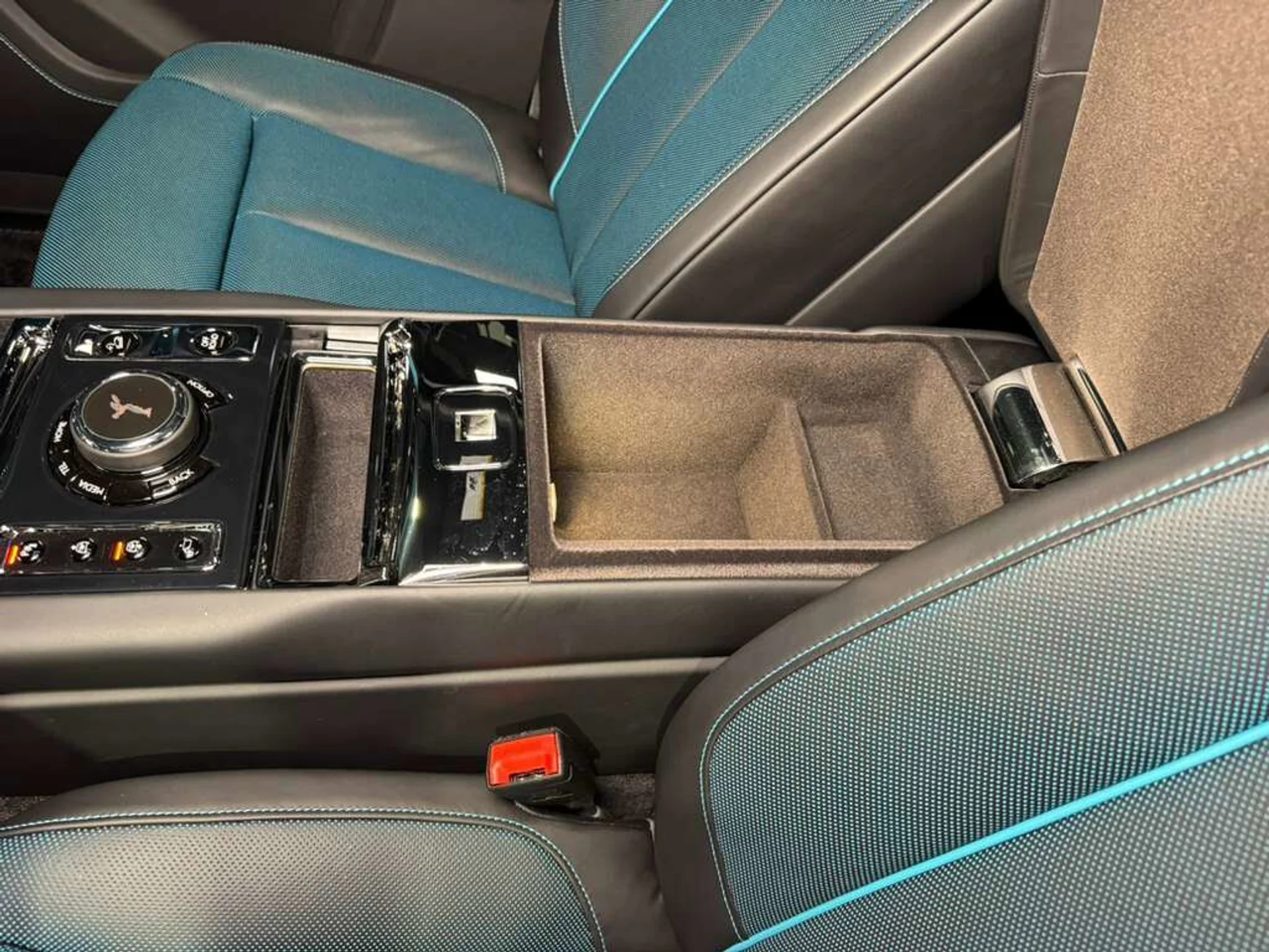 mph030_2122903661_69266187b054ef3a566fadacbddf7173_c729301c27