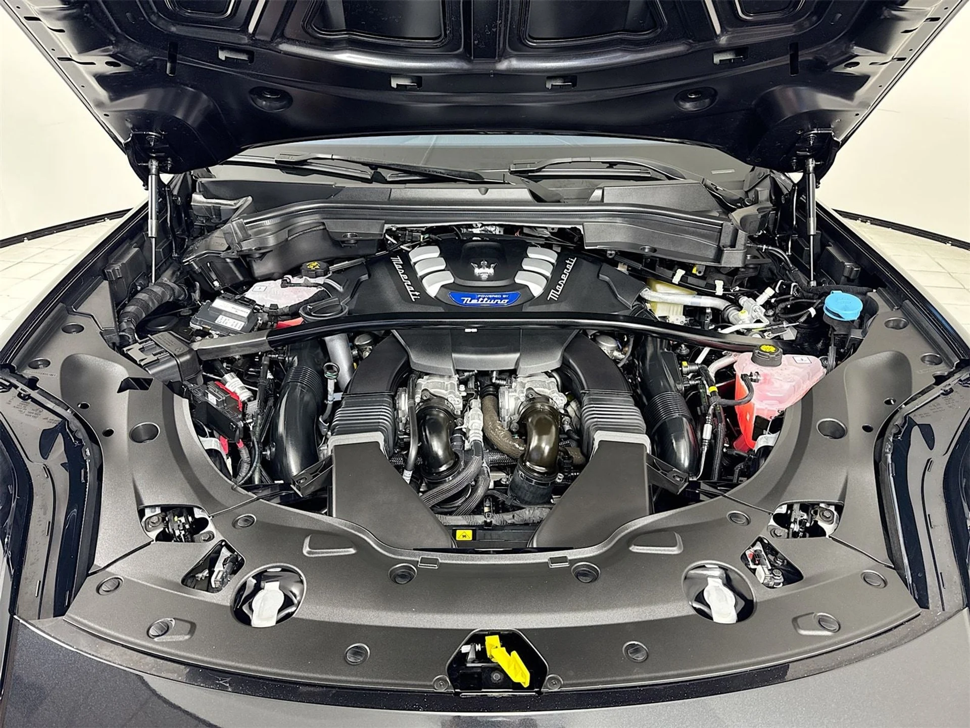 mph030_2129309790_892b7bfeb76a768dbde80d57a1f5612cx_19180686db