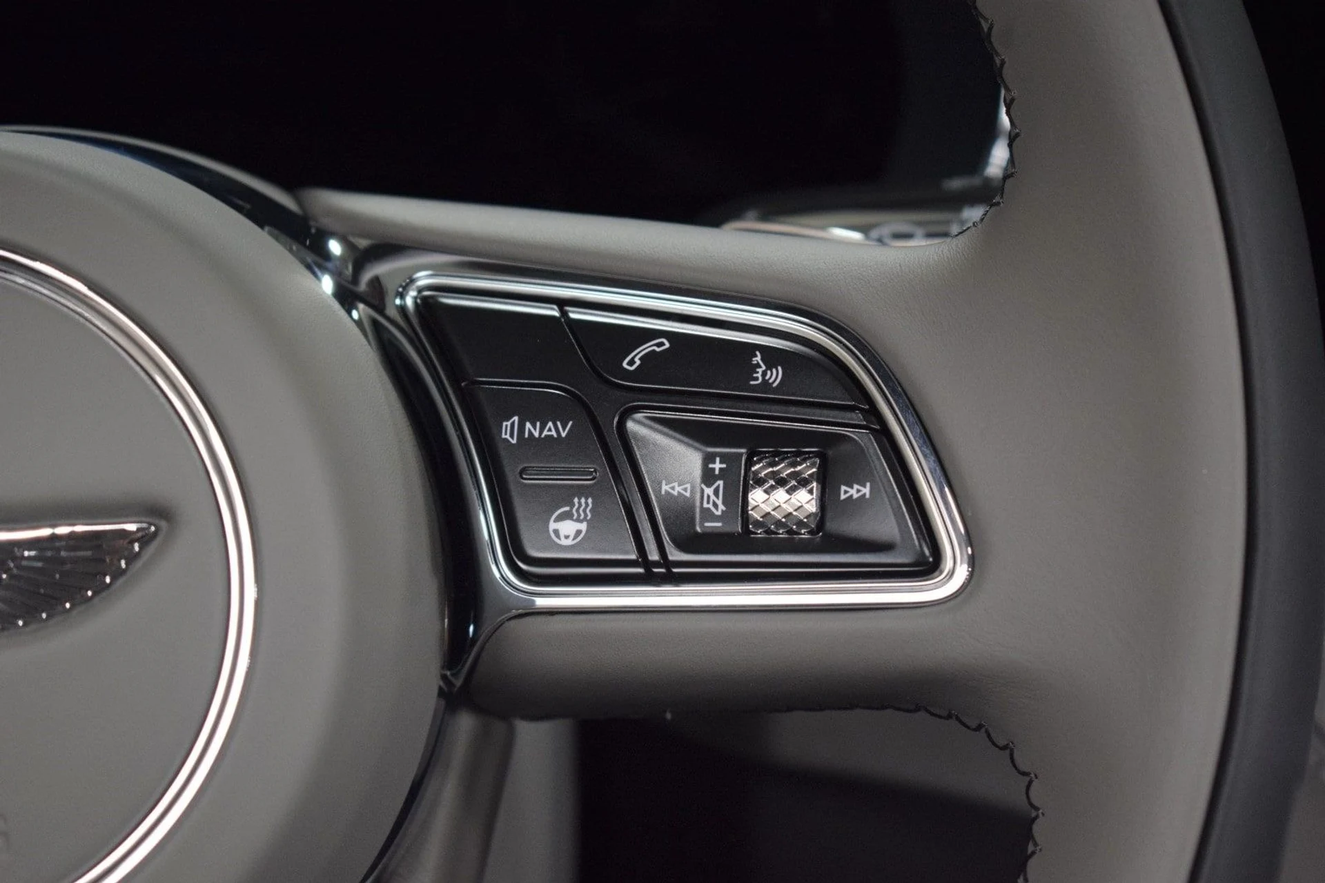 mph030_2131666921_10d1c43946d094ba8fa408c189da4cc8x_f474dbc5c7