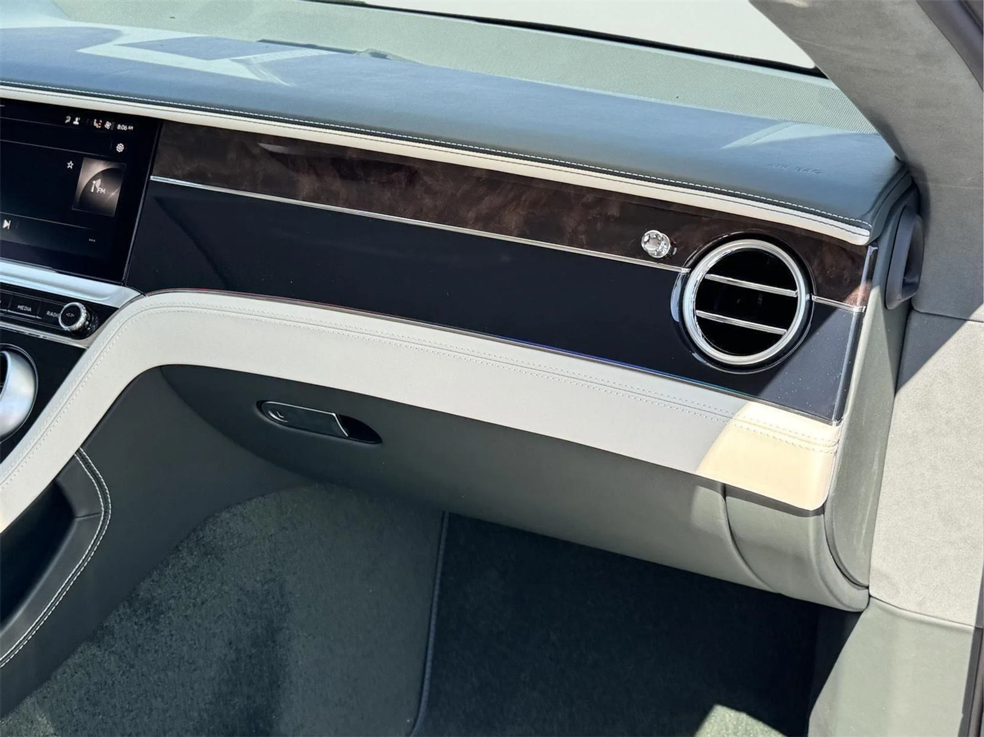 mph030_2133037587_2c5627635994341765bc791d33e78a02_8d3533e76e