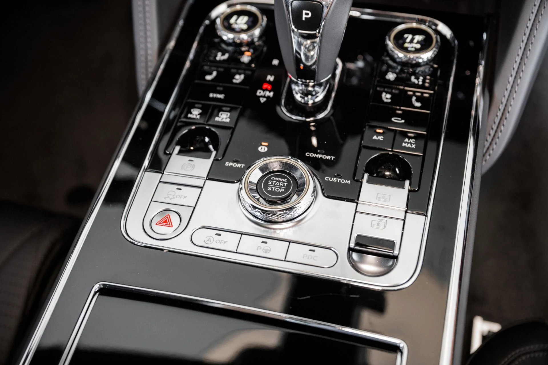 mph030_2134085627_Used_2022_Bentley_Flying_Spur_V8_1694798625_9094627e55