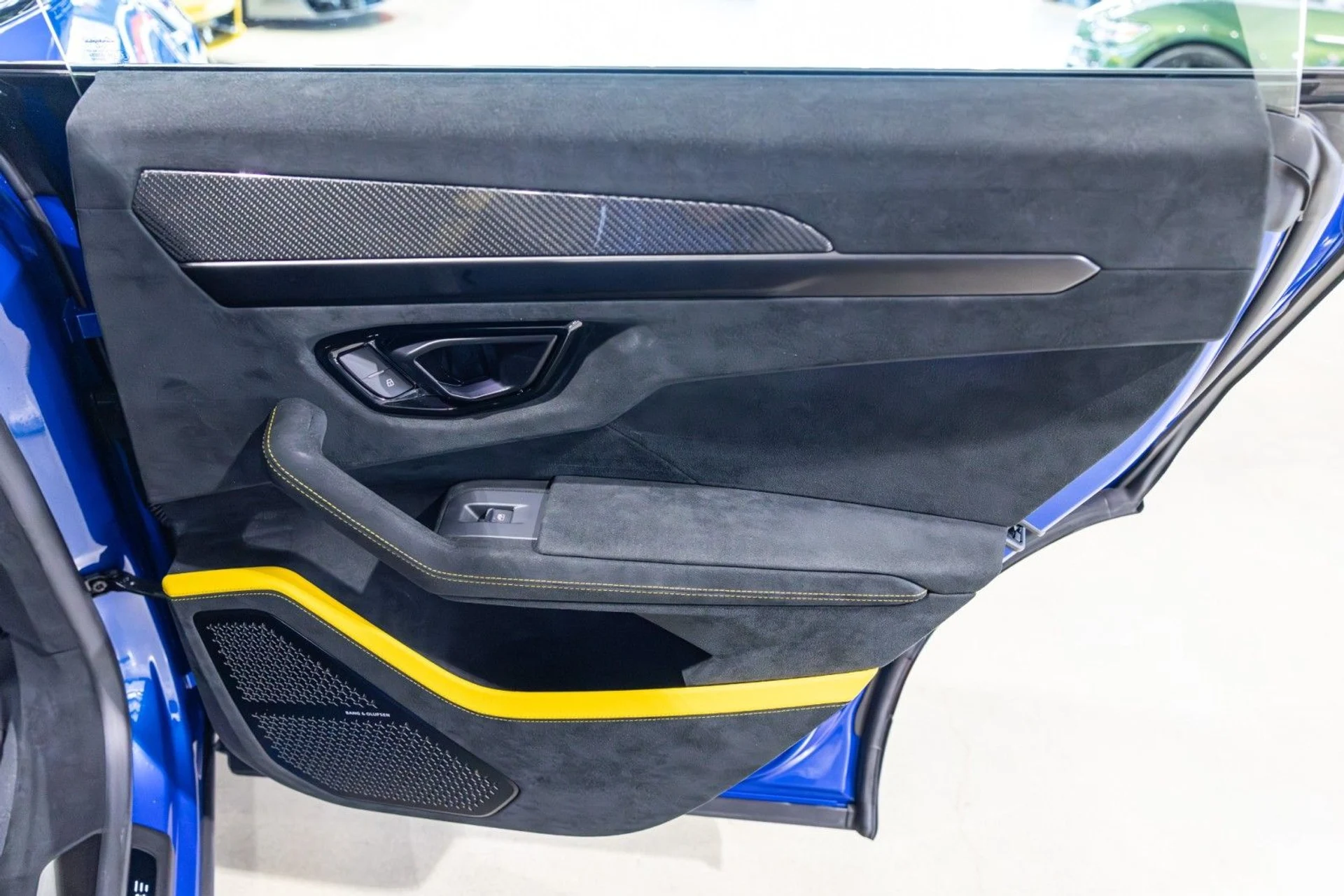 mph030_2141202925_Zw_502b441705