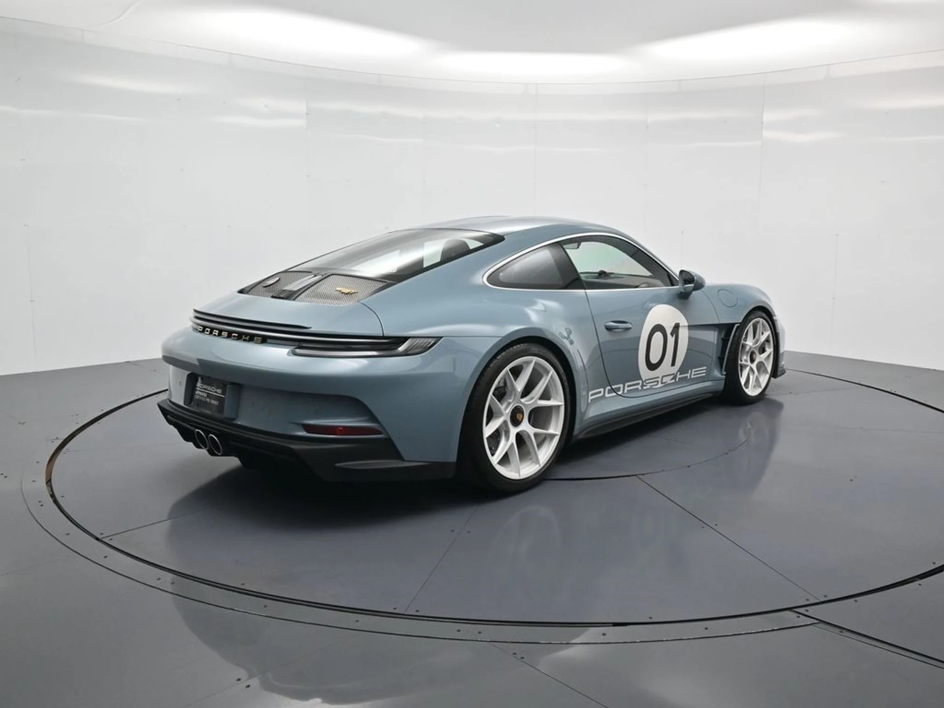 mph030_214463663_fe3af9296cd30928d54532e60e26bb46x_9df579365d