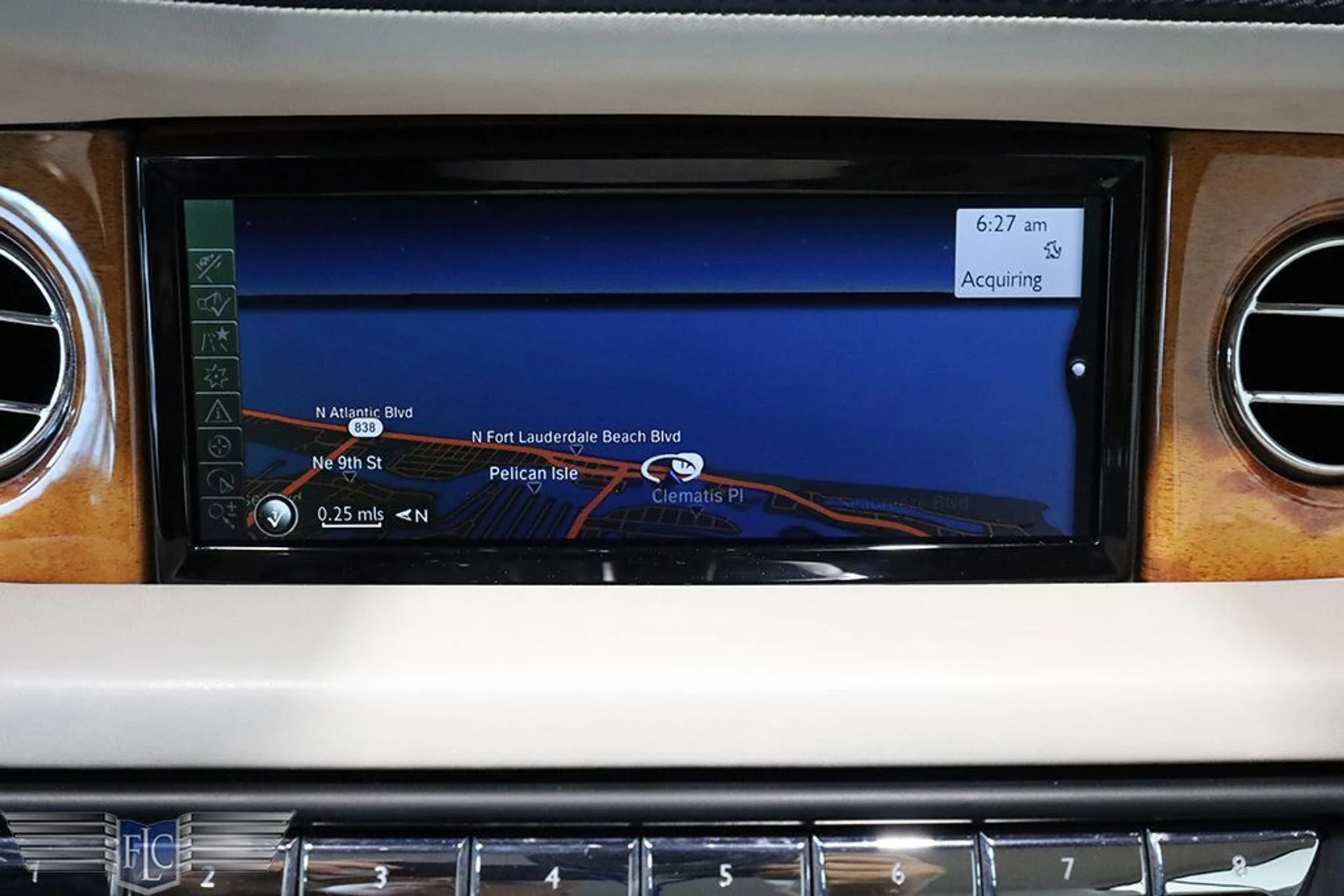 mph030_2155510815_used_2014_rolls_royce_phantom_drophead_coupe_9689_22941725_31_1024_9227914561