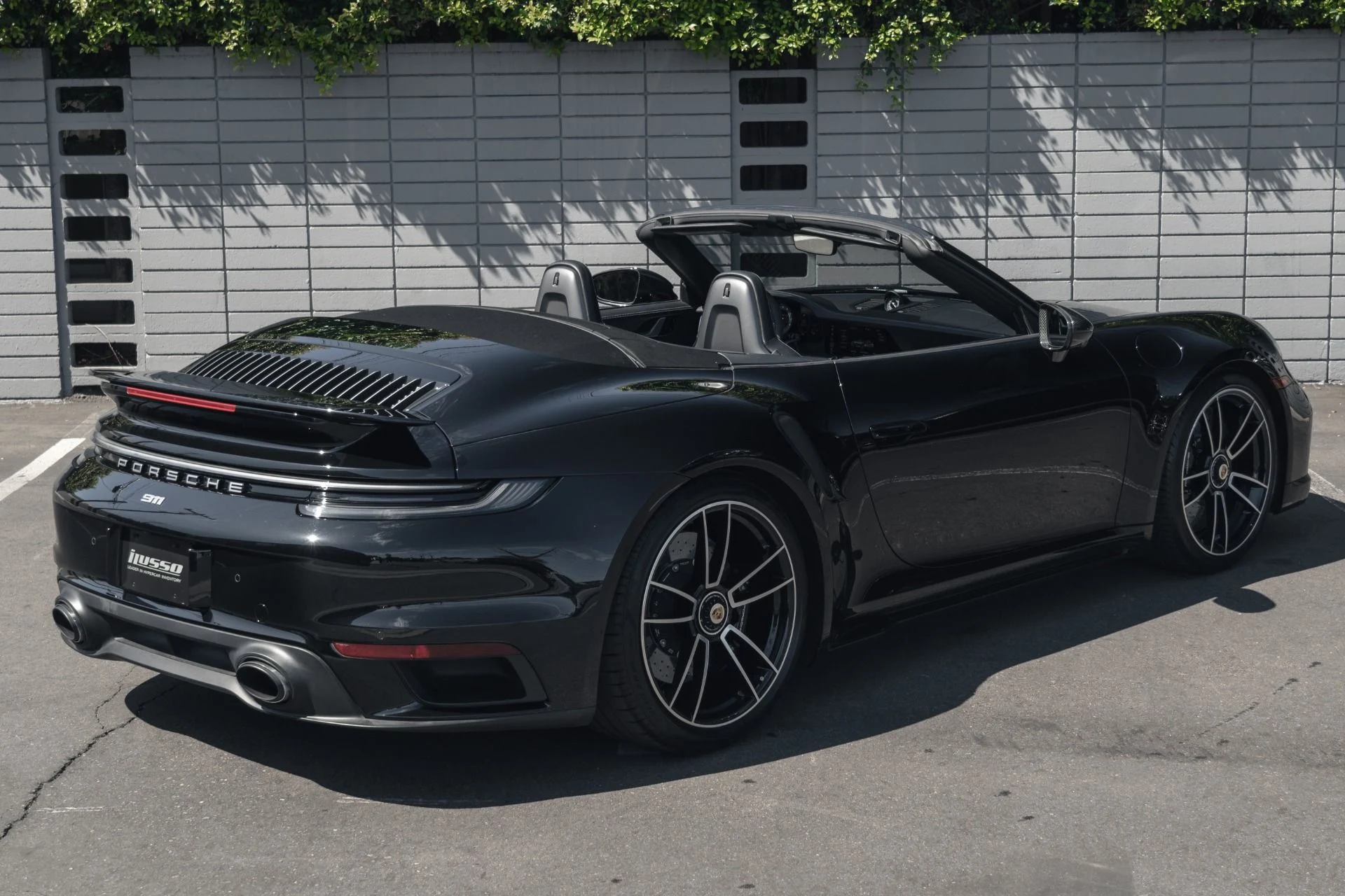 mph030_215799759_Used_2021_Porsche_911_Turbo_S_1758742195_e57f604a5b