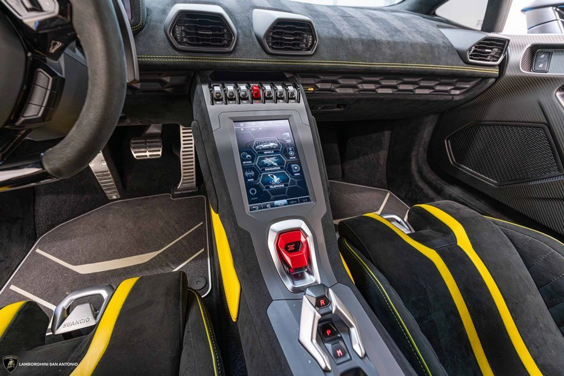 mph030_215803389_44336b01bd24b4a7c9b170597c5b3209x_798e85d402