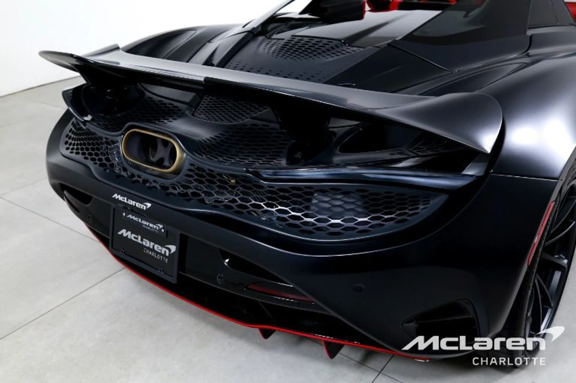 mph030_2164240314_Used_2025_Mc_Laren_750_S_Spider_8930c01f31