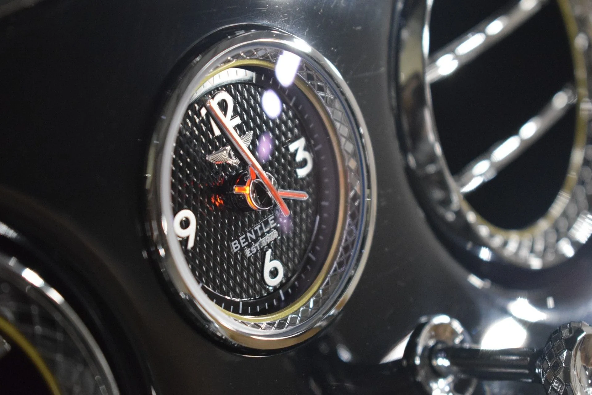 mph030_2167449093_70a99bbffd03478682aca58bab9b576fx_475f2c3fca