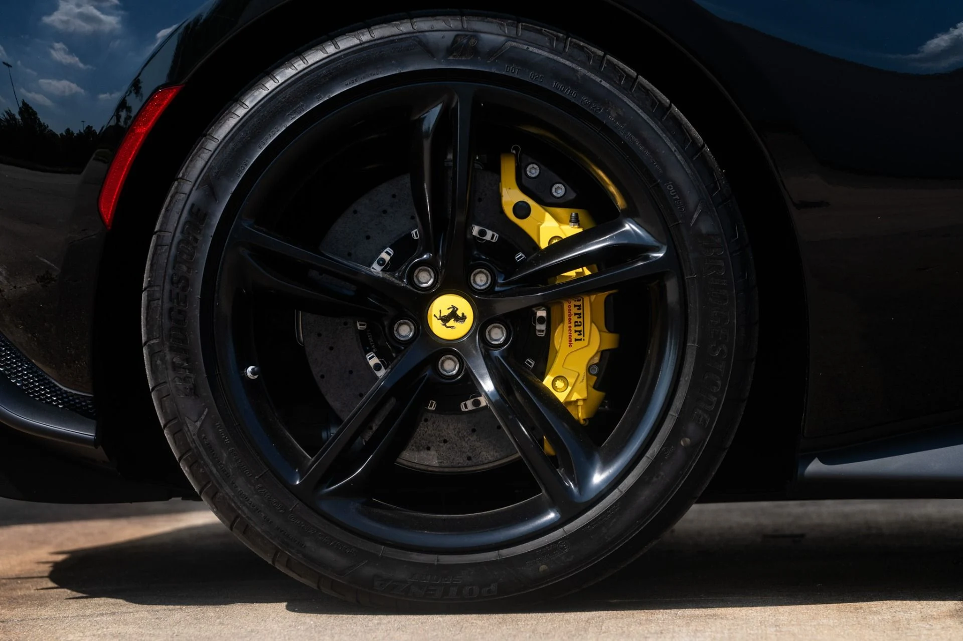 mph030_2170359714_Used_2023_Ferrari_296_GTB_1759438555_6231b83ba0