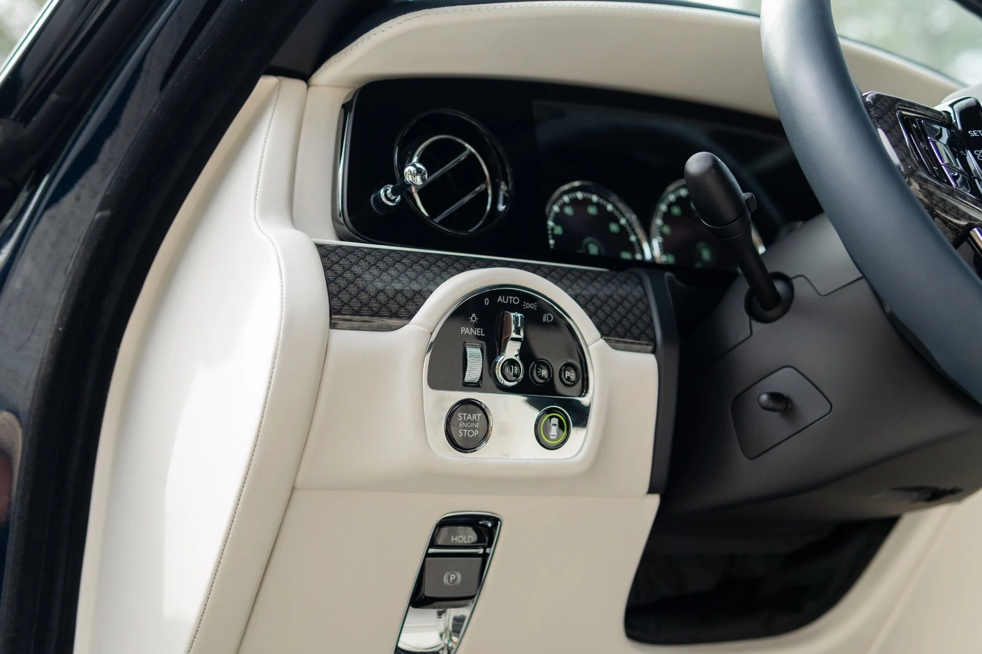 mph030_217042799_Used_2023_Rolls_Royce_Black_Badge_Ghost_1765569637_e03a955c6b