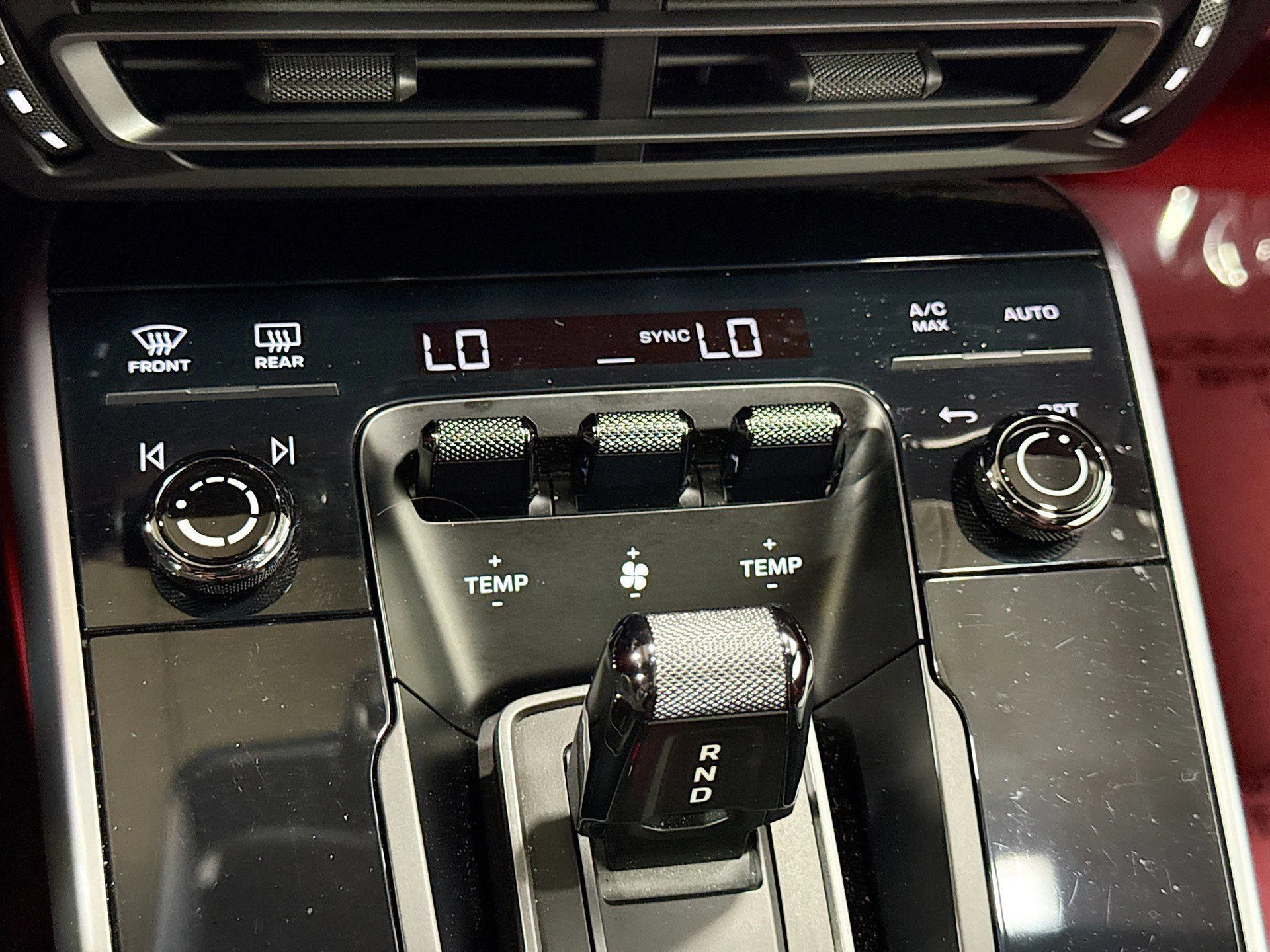 mph030_2175851833_8e6971072b3779b45884b242a71023a6_a4ebe2a4f2