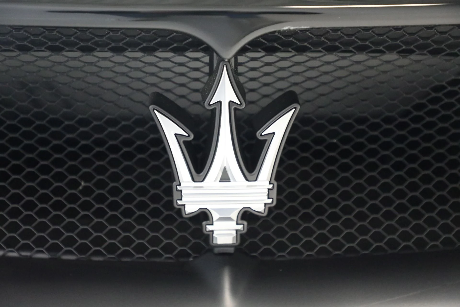 mph030_2181832169_New_2024_Maserati_MC_20_Cielo_1761319241_f5023bc3dc
