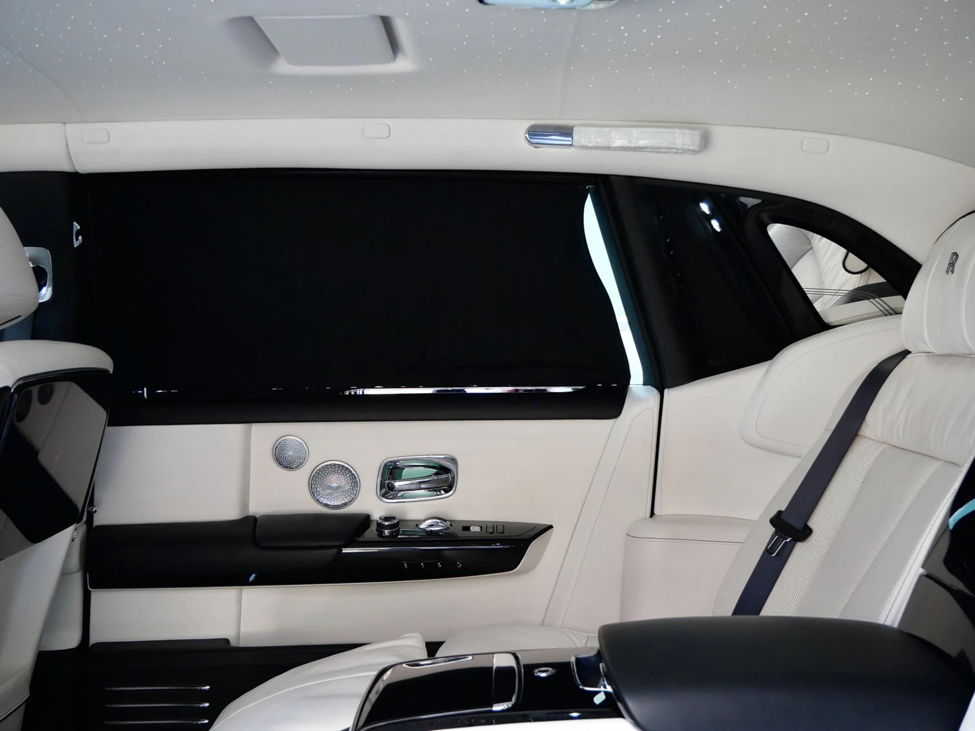 mph030_2184211396_71d14830109476c35227e9769b3181d0x_da420a50f7