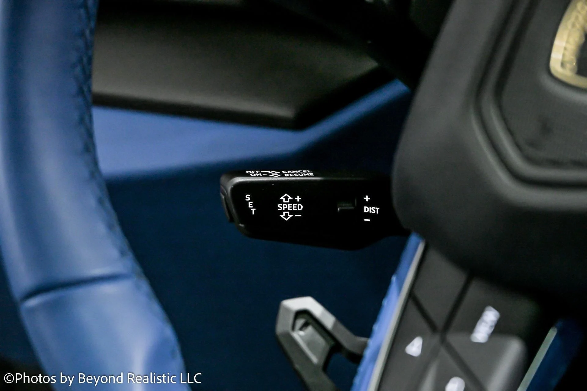 mph030_2185570673_Used_2023_Lamborghini_Urus_S_1766137482_f59a6f8eb5