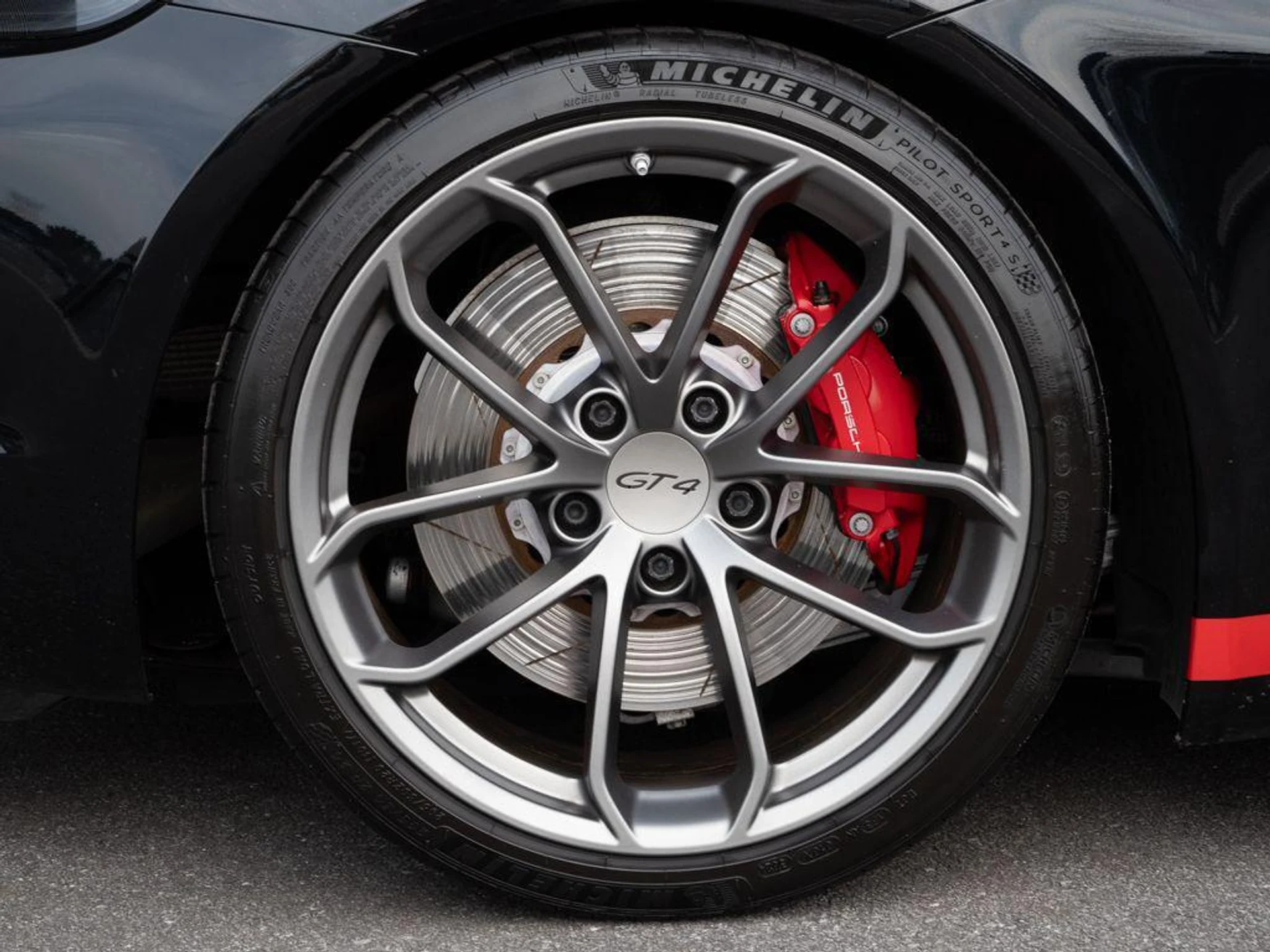 mph030_2188283527_F_Zf3_Vjri0_Wb1o9_Ra_Z_Fx_Nke0aq_RY_63e82fa8d6