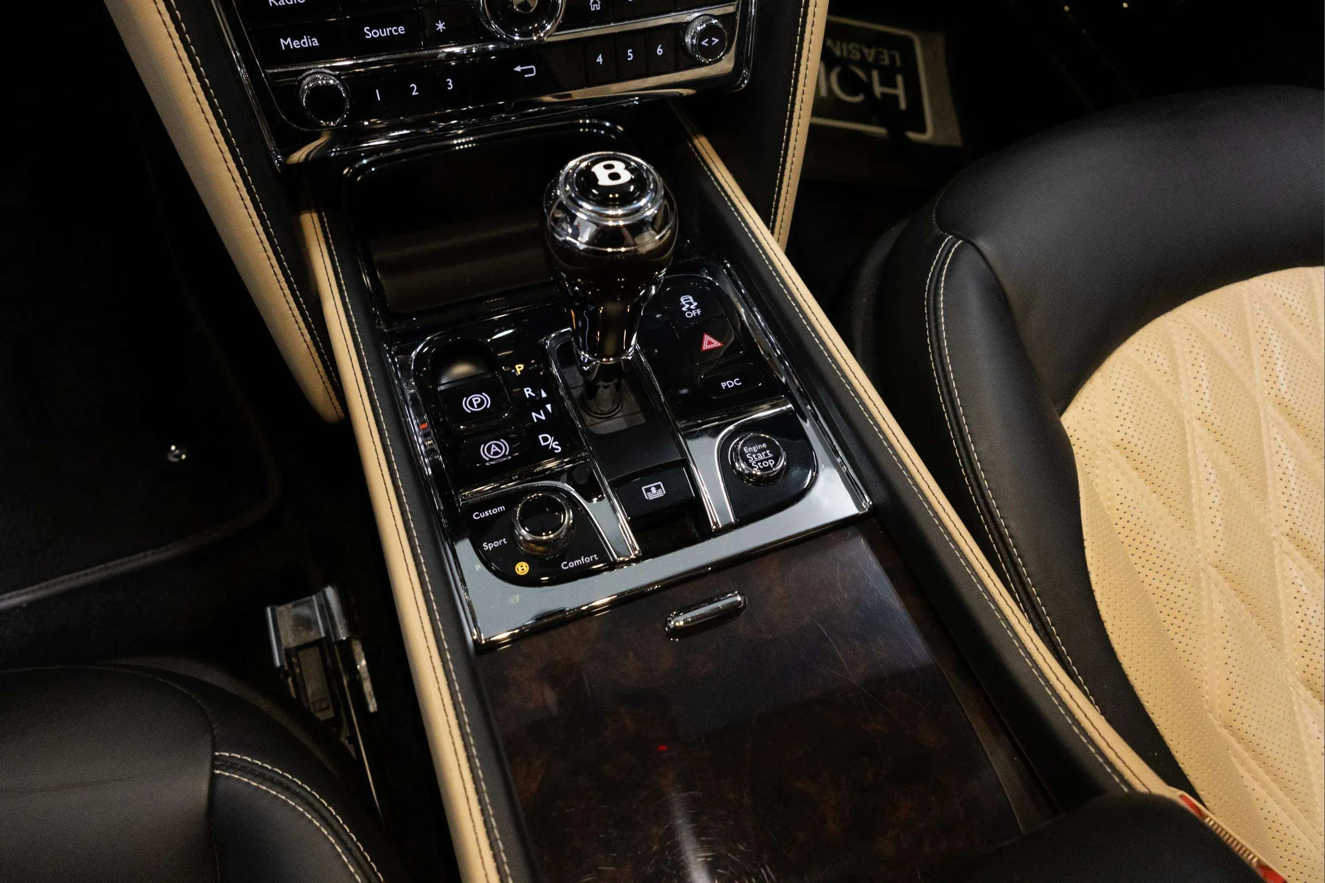 mph030_219006522_e9d2aed7_85d8_47fe_acbd_df478d135135_201920_Bentley20_Mulsanne20_Speed2028_SCBBT_7_ZH_1_KC_00409429_31_92590751c1