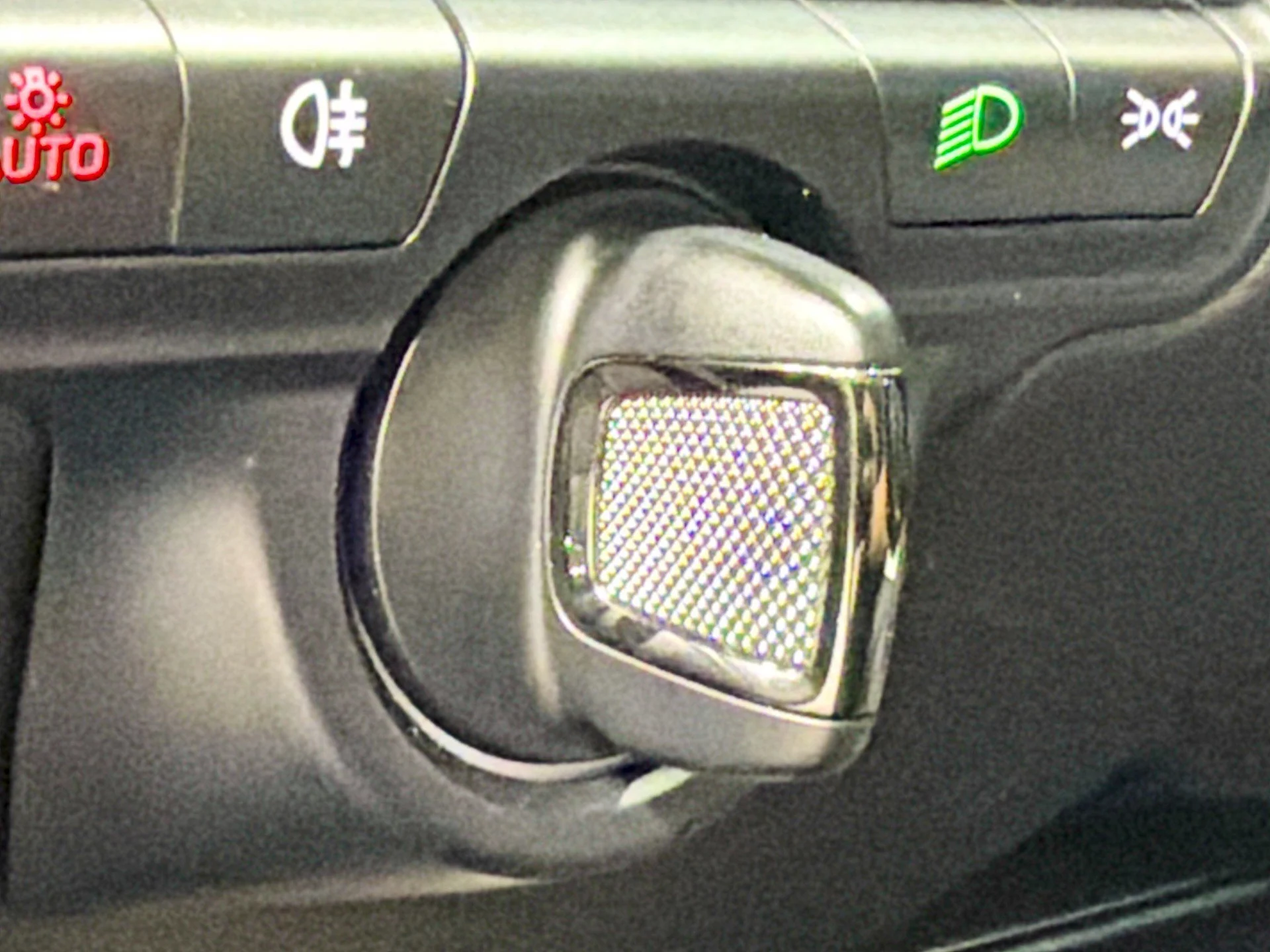 mph030_2200329325_1379d140932c77c14b88694178f5834a_4eeb2ee064