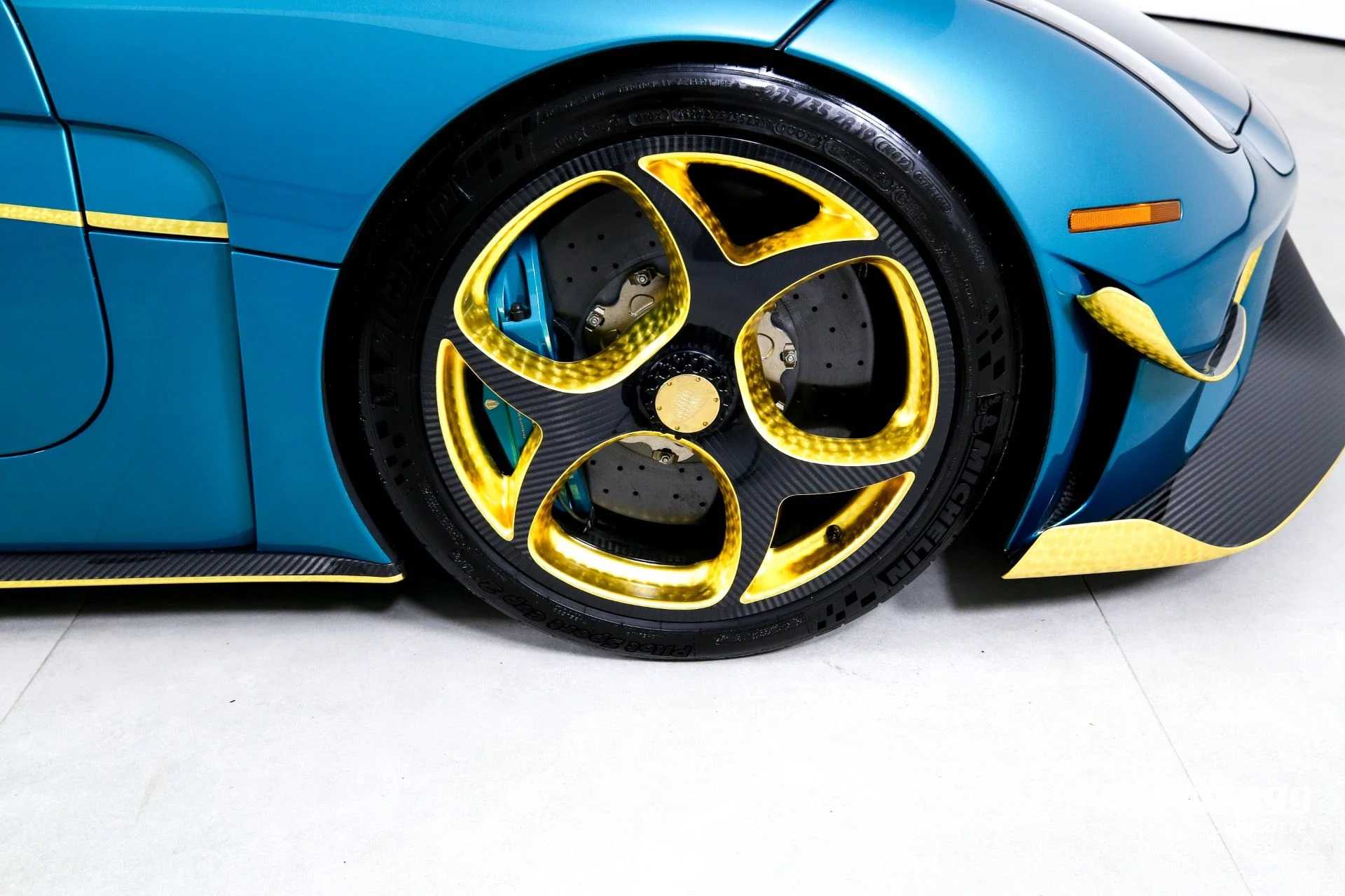 mph030_2200650975_Used_2021_KOENIGSEGG_REGERA_RWD_1705435580_bcbac645c6