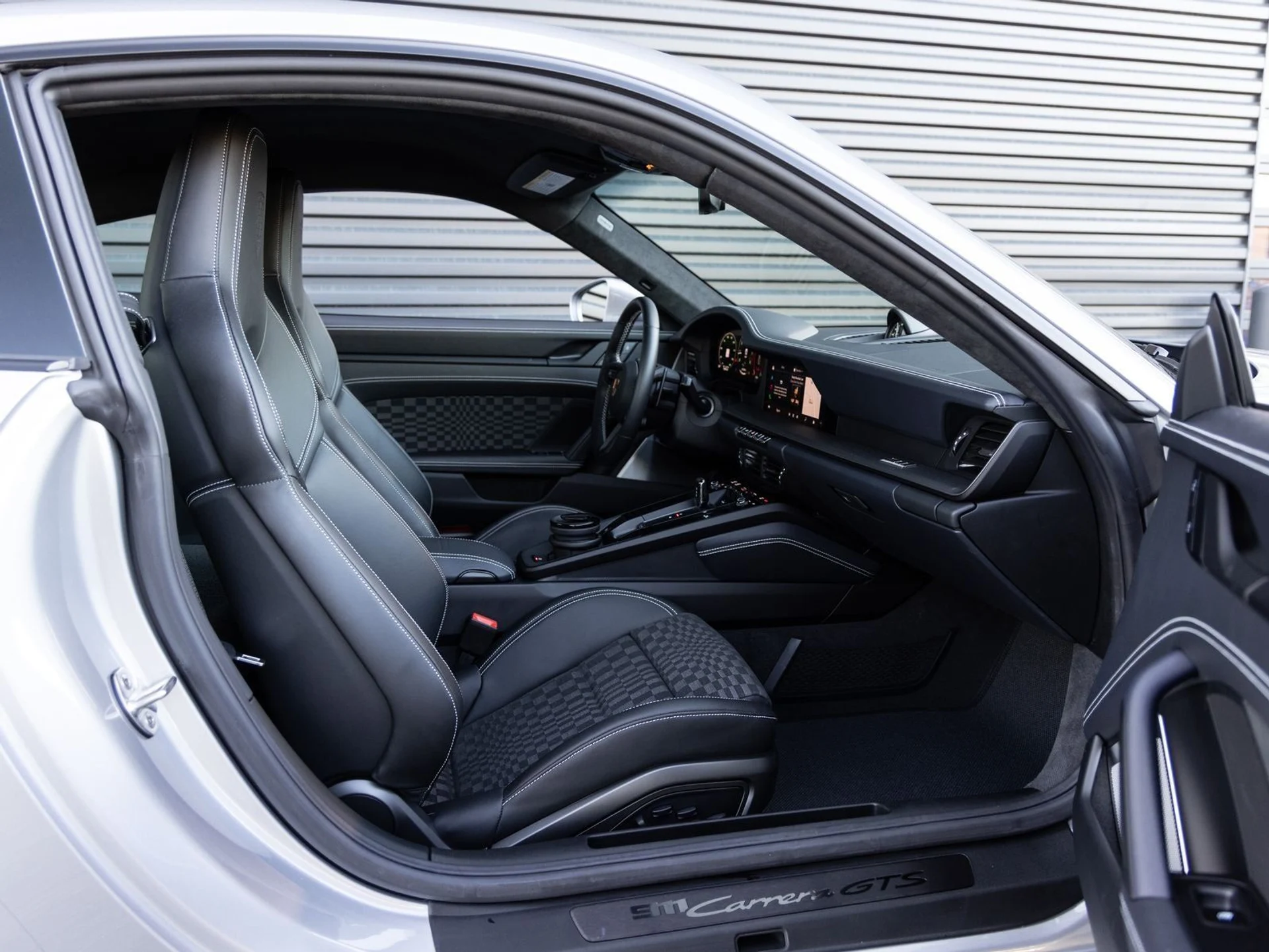 mph030_2201117363_31_d85be914e6