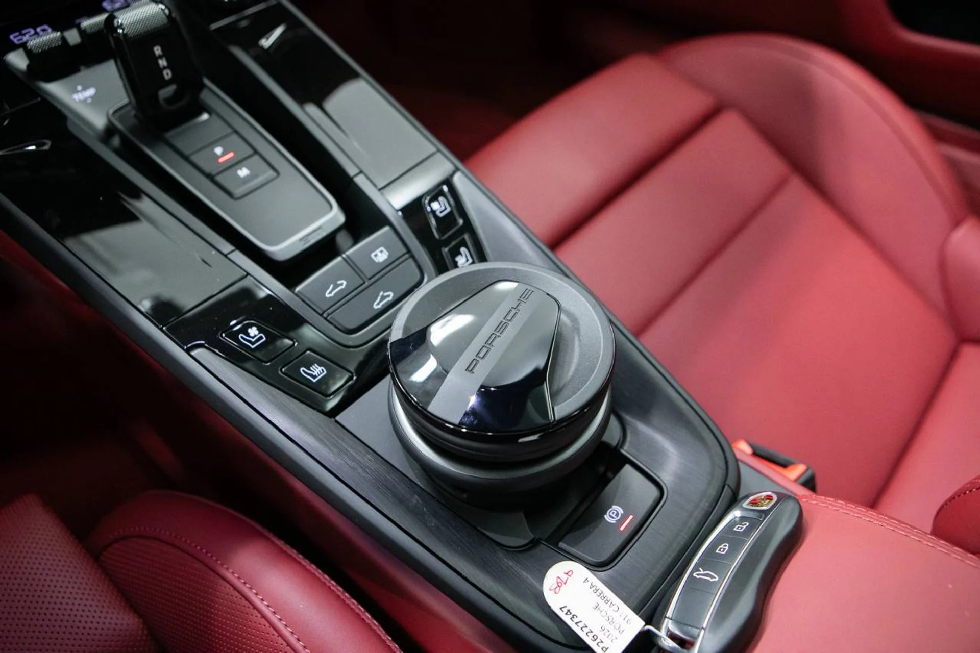 mph030_2204903539_2ae52e34a893bf9ba405e24ba3affcddx_5bc48c55e9