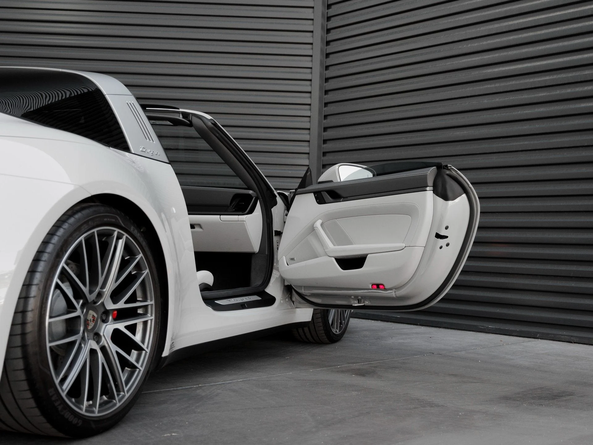 mph030_2209152103_31_1884d09ca9