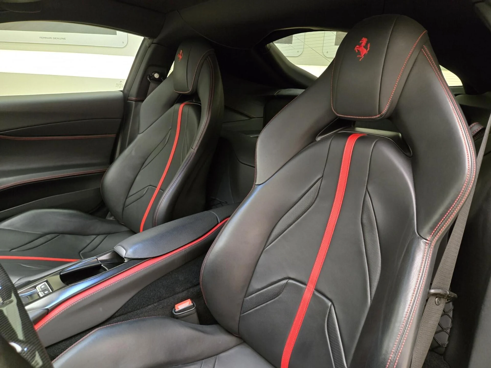 mph030_2220153876_Used_2020_Ferrari_812_Superfast_1765003243_cfc233c33e